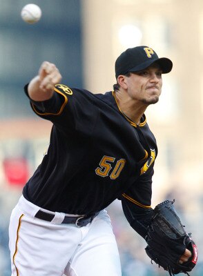PITTSBURGH - MAY 24:  Charlie Morton #50 of the Pittsburgh Pirates pitches against the Atlanta Braves during the game on May 24, 2011 at PNC Park in Pittsburgh, Pennsylvania.  (Photo by Jared Wickerham/Getty Images)