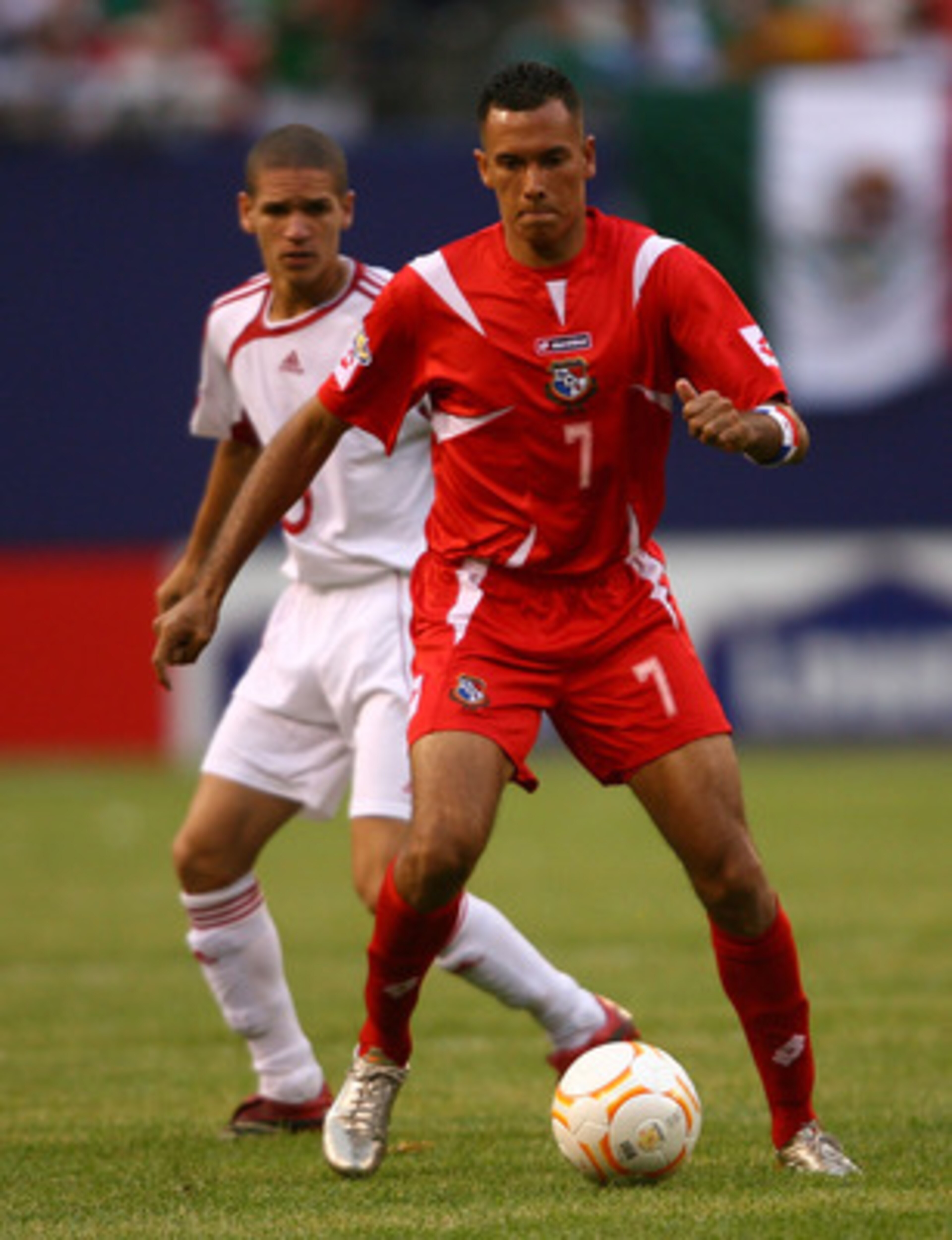 EAST RUTHERFORD, NJ - JUNE 10: Blas Perez #7 of Panama passes against Cuba during their first round match of the CONCACAF Gold Cup 2007 tournament on June 10, 2005 at Giants Stadium in East Rutherford, New Jersey.  (Photo by Nick Laham/Getty Images)