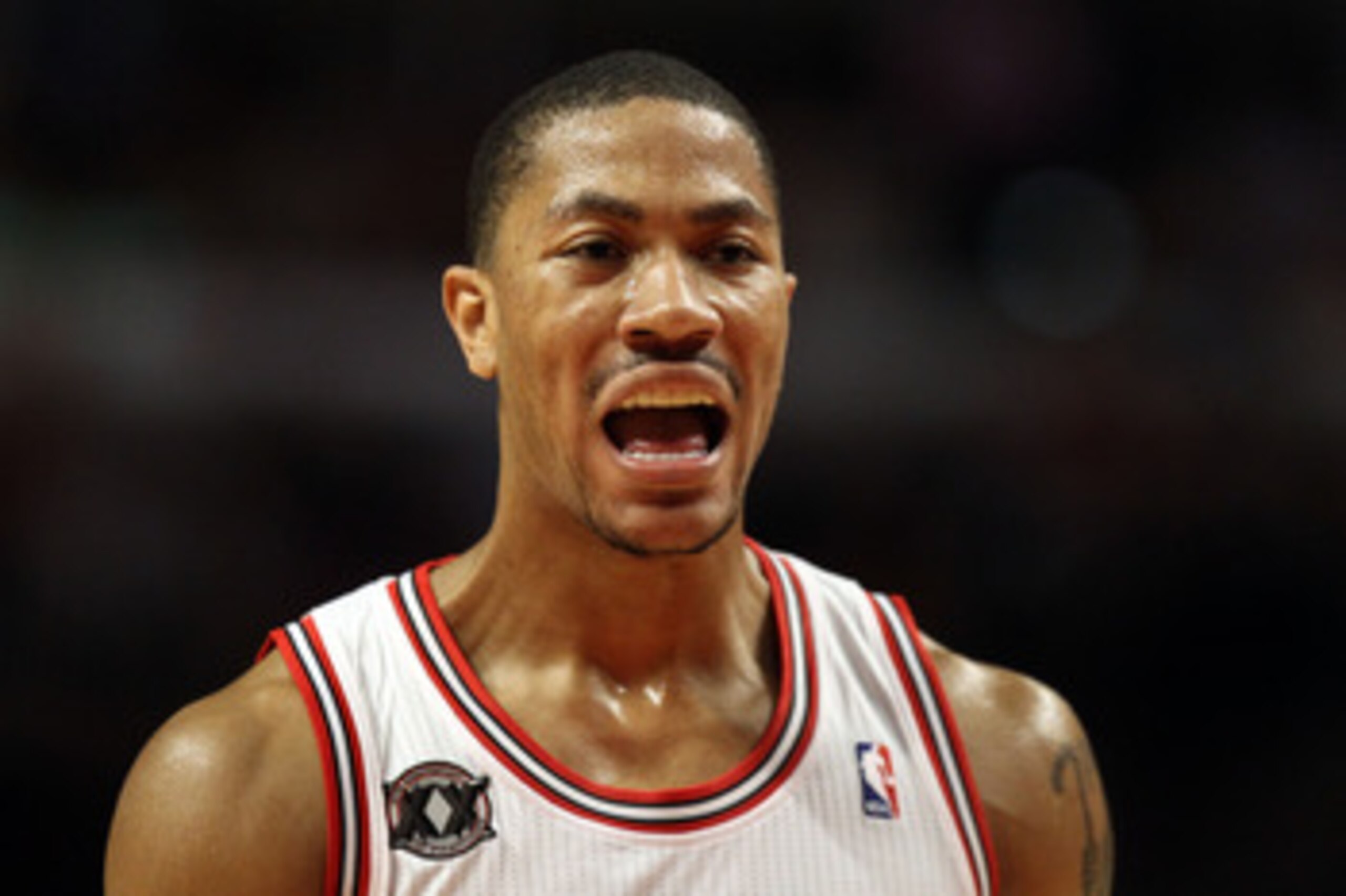 CHICAGO, IL - MAY 26:  Derrick Rose #1 of the Chicago Bulls reacts against the Miami Heat in Game Five of the Eastern Conference Finals during the 2011 NBA Playoffs on May 26, 2011 at the United Center in Chicago, Illinois. NOTE TO USER: User expressly ac