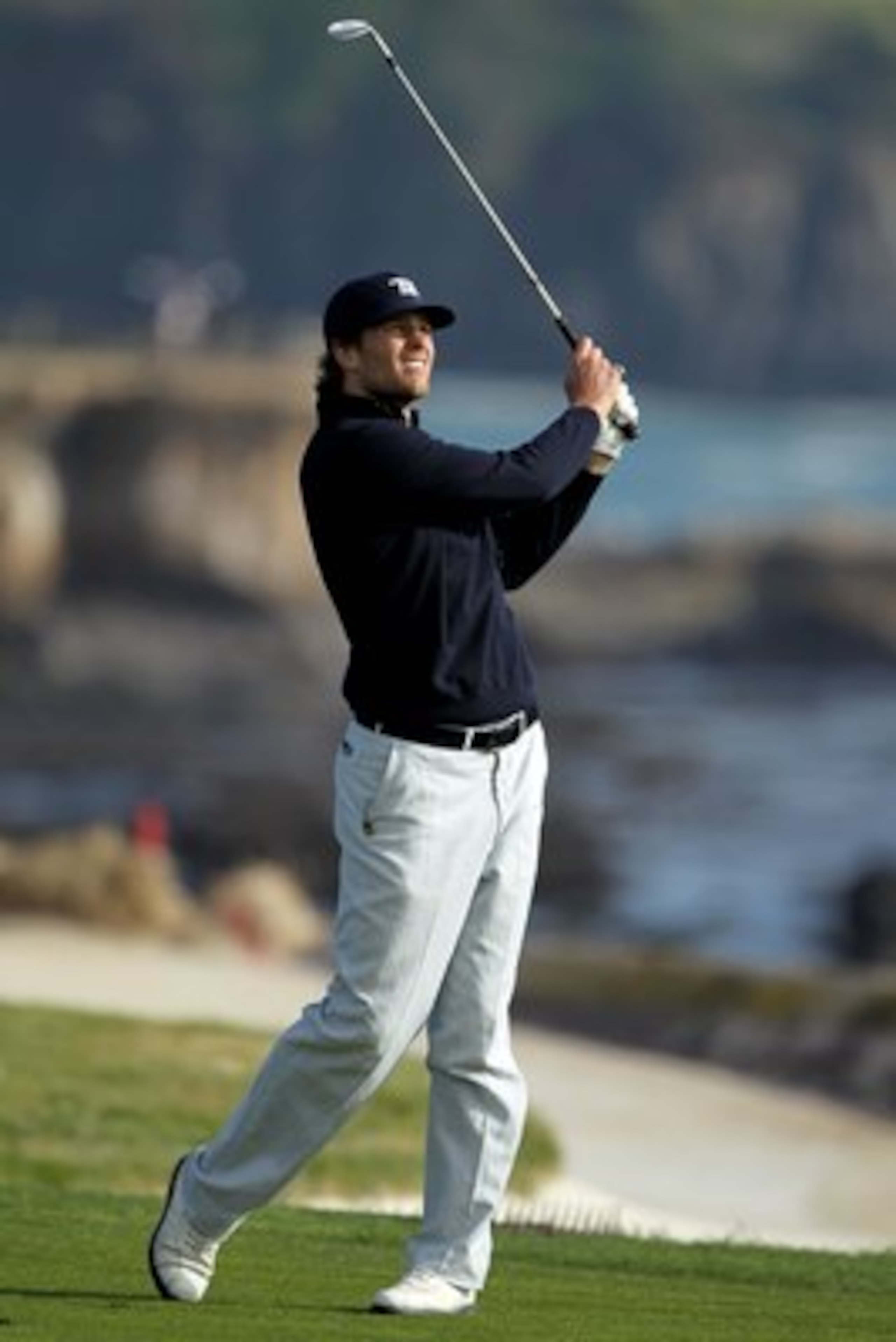 PEBBLE BEACH, CA - FEBRUARY 13:  National Football League player Tom Brady in action during round three of the AT&T Pebble Beach National Pro-Am at Pebble Beach Golf Links on February 13, 2010 in Pebble Beach, California.  (Photo by Ezra Shaw/Getty Images
