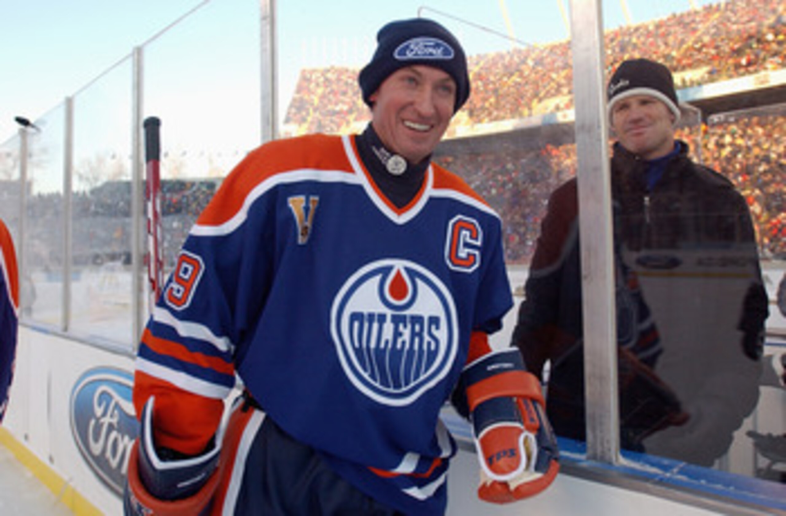 EDMONTON, CANADA - NOVEMBER 22:  Wayne Gretzky #99 of the Edmonton Oilers smiles during the Molson Canadien Heritage Classic against the Montreal Canadiens on November 22, 2003 at Commonwealth Stadium in Edmonton, Canada. The Oilers defeated the Canadiens