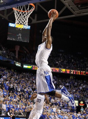 LEXINGTON, KY - DECEMBER 22: Brandon Knight #12 of the Kentucky Wildcats dunks the ball during the game against the Winthrop Eagles on December 22, 2010 in Lexington, Kentucky.  Kentucky won 89-52.  (Photo by Andy Lyons/Getty Images)