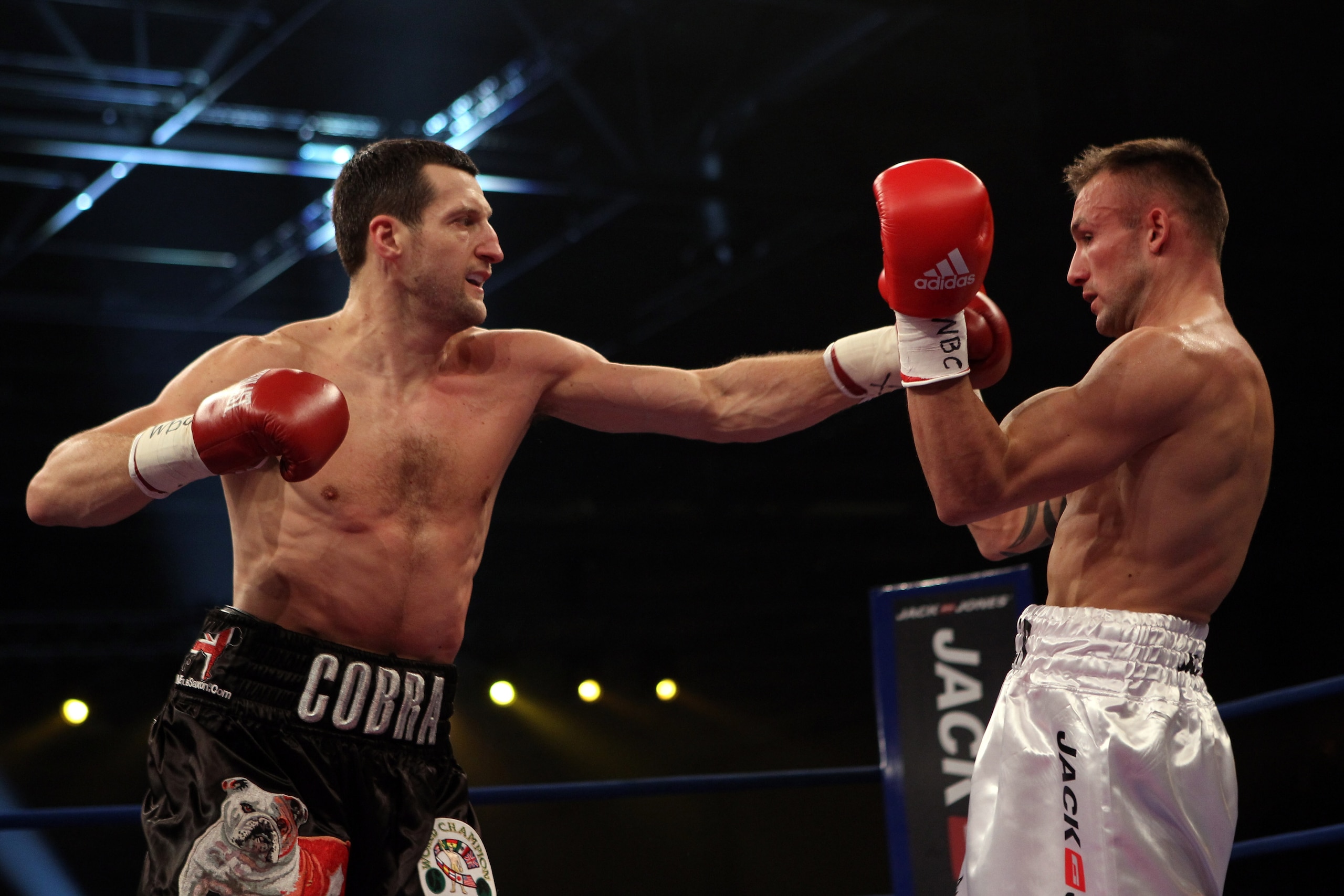 HERNING, DENMARK - APRIL 24: Mikkel Kessler of Denmark (R) and Carl Froch of England in action during their Super Six WBC Super Middleweight title fight on April 24, 2010 at MCH Messecenter Arena in Herning, Denmark. (Photo by John Gichigi/Getty Image HERNING, DENMARK - APRIL 24: Mikkel Kessler of Denmark (R) and Carl Froch of England in action during their Super Six WBC Super Middleweight title fight on April 24, 2010 at MCH Messecenter Arena in Herning, Denmark. (Photo by John Gichigi/Getty Image