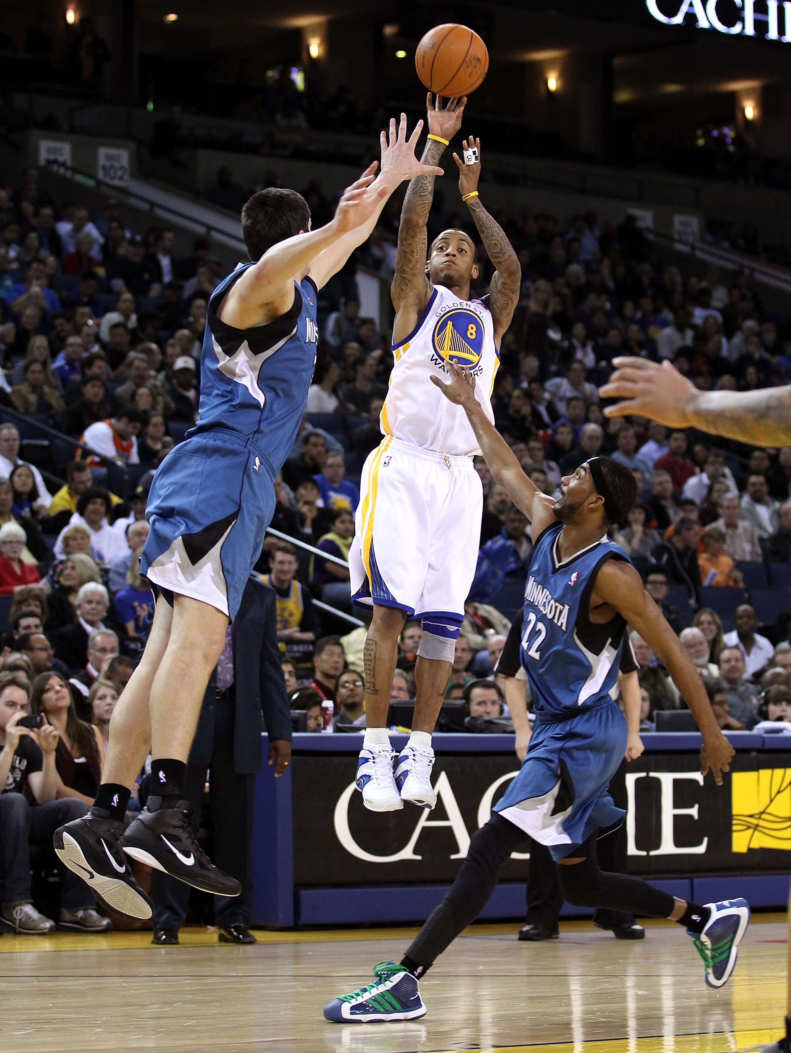 OAKLAND, CA - DECEMBER 14:  Monta Ellis #8 of the Golden State Warriors in action against the Minnesota Timberwolves at Oracle Arena on December 14, 2010 in Oakland, California.  NOTE TO USER: User expressly acknowledges and agrees that, by downloading an