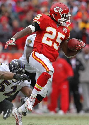 KANSAS CITY, MO - JANUARY 09: Running back Jamaal Charles #25 of the Kansas City Chiefs runs for a first down against the Baltimore Ravens during their 2011 AFC wild card playoff game at Arrowhead Stadium on January 9, 2011 in Kansas City, Missouri. (Ph KANSAS CITY, MO - JANUARY 09: Running back Jamaal Charles #25 of the Kansas City Chiefs runs for a first down against the Baltimore Ravens during their 2011 AFC wild card playoff game at Arrowhead Stadium on January 9, 2011 in Kansas City, Missouri. (Ph