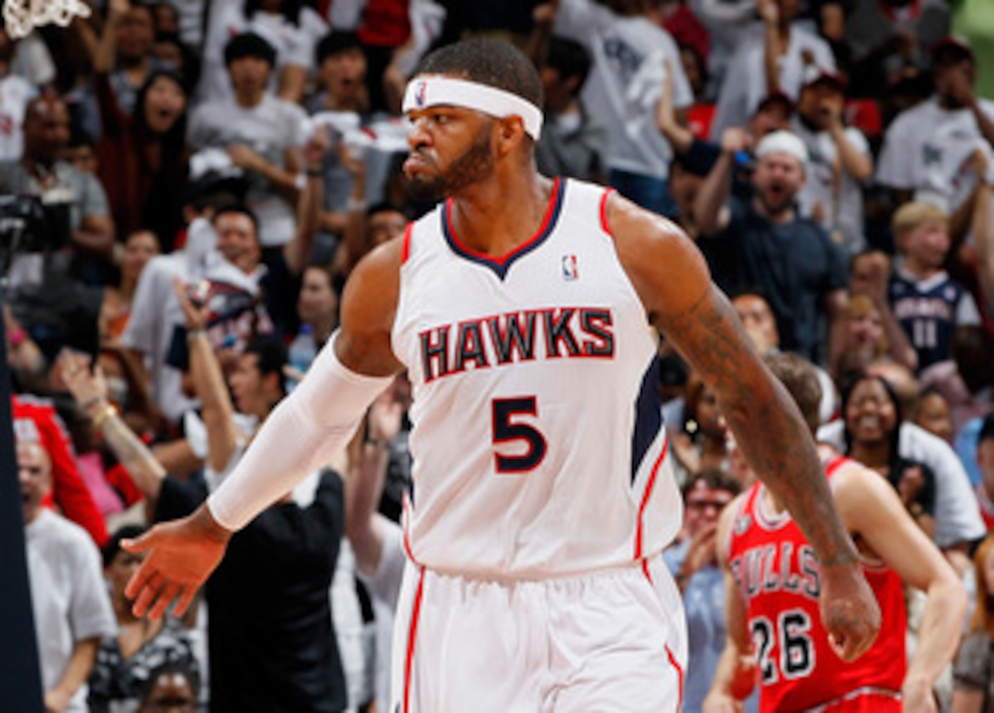 ATLANTA, GA - MAY 08:  Josh Smith #5 of the Atlanta Hawks reacts after a basket against the Chicago Bulls in Game Four of the Eastern Conference Semifinals in the 2011 NBA Playoffs at Phillips Arena on May 8, 2011 in Atlanta, Georgia.  NOTE TO USER: User 