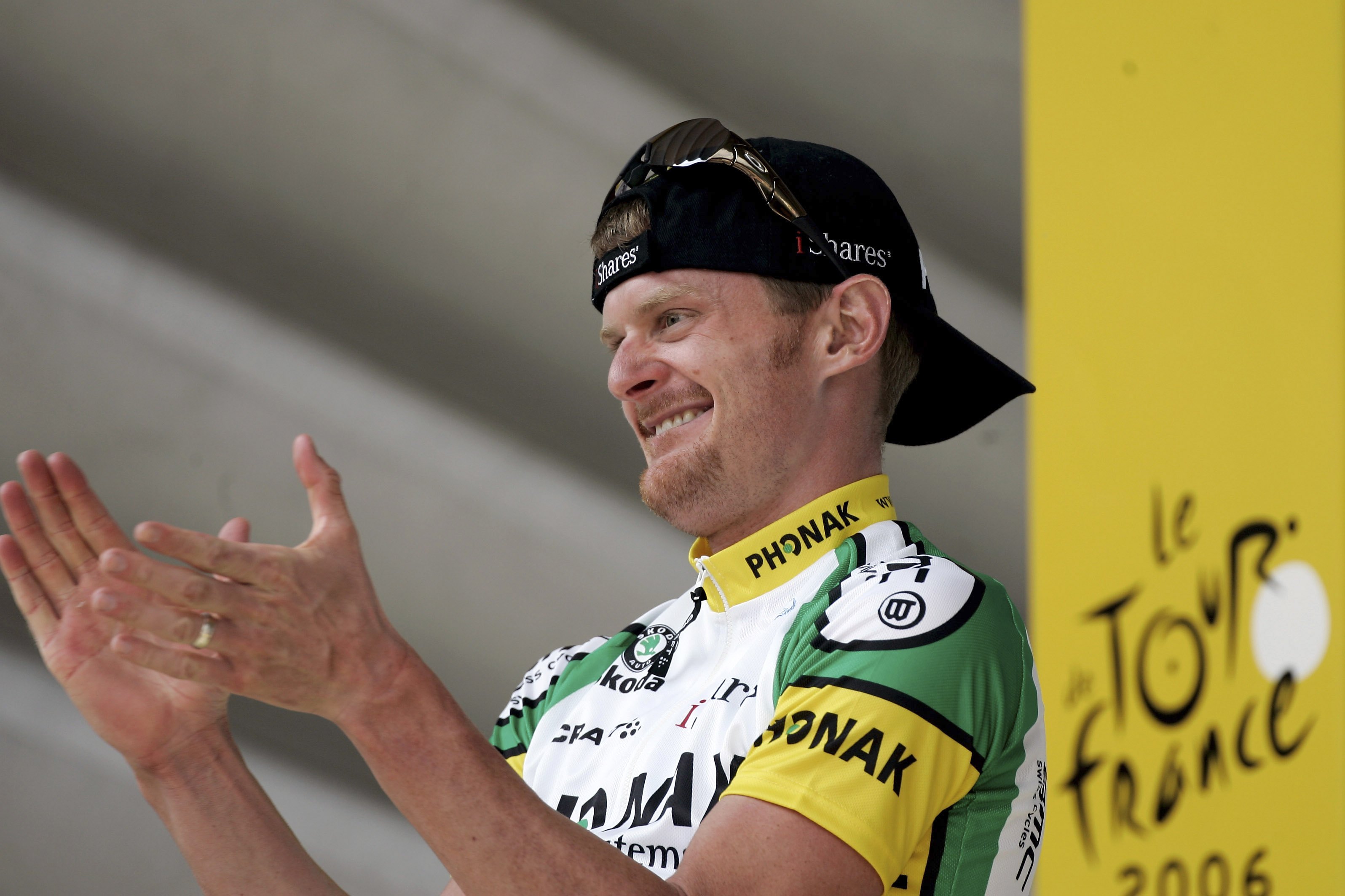 MORZINE-AVORIAZ, FRANCE - JULY 20:  ULY 20: Floyd Landis of the USA and Phonak celebrates winning Stage 17 of the 93rd Tour de France between Saint-Jean-de-Maurienne and Morzine-Avoriaz on July 20, 2006 in Morzine-Avoriaz, France.  (Photo by Bryn Lennon/G