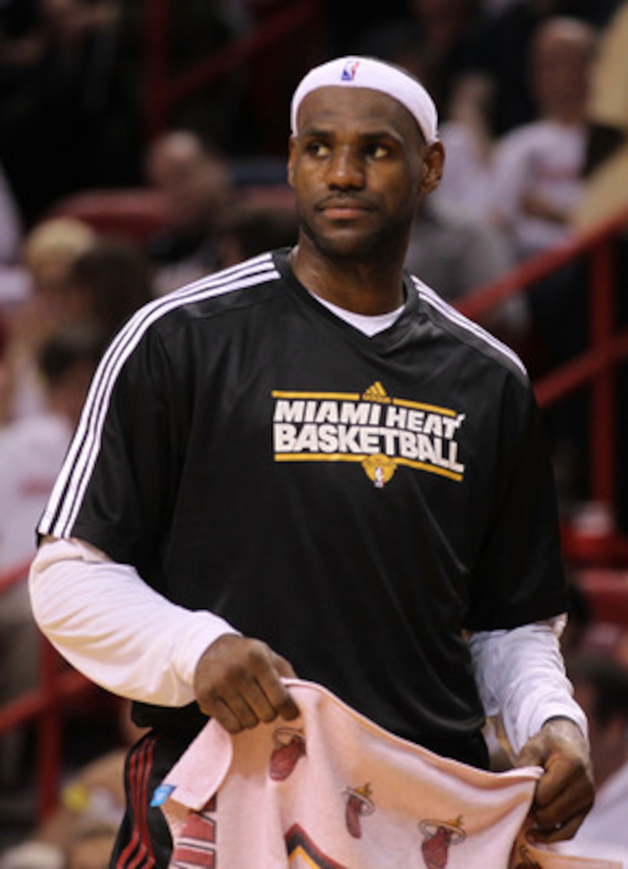 MIAMI, FL - JUNE 02: LeBron James #6 of the Miami Heat looks on against the Dallas Mavericks in Game Two of the 2011 NBA Finals at American Airlines Arena on June 2, 2011 in Miami, Florida. NOTE TO USER: User expressly acknowledges and agrees that, by dow