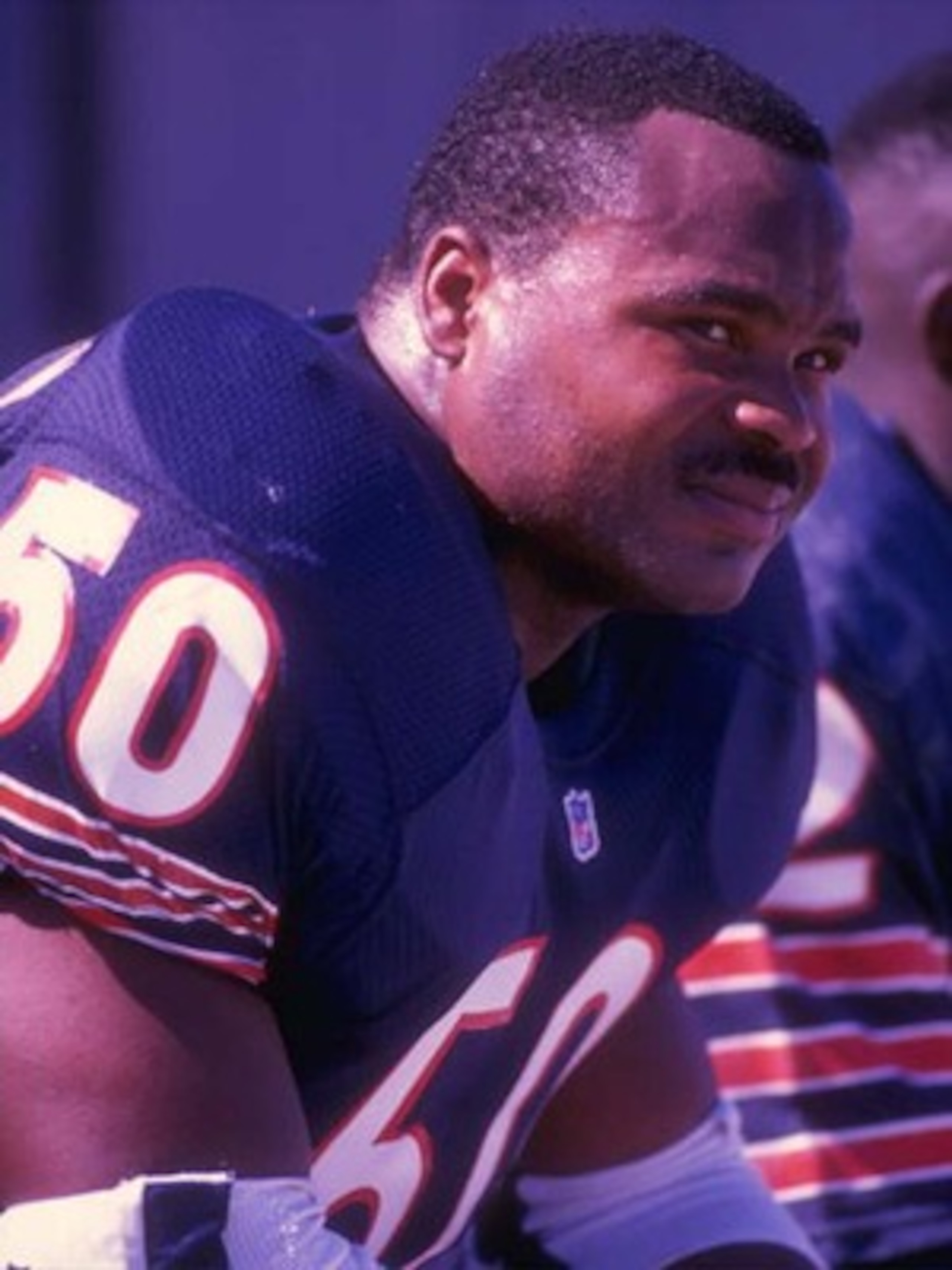 http://media.scout.com/Media/NFL/50_singletary.JPG