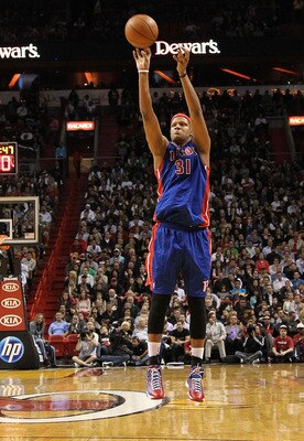MIAMI, FL - JANUARY 28:  Charlie Villanueva #31 of of the Detroit Pistons shoots a jump shot during a game against the Miami Heat at American Airlines Arena on January 28, 2011 in Miami, Florida. NOTE TO USER: User expressly acknowledges and agrees that,