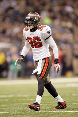 NEW ORLEANS - DECEMBER 27: Tanard Jackson #36 of the Tampa Bay Buccaneers moves on the field during the game against the New Orleans Saints at the Louisiana Superdome on December 27, 2009 in New Orleans, Louisiana. (Photo by Jamie Squire/Getty Images)