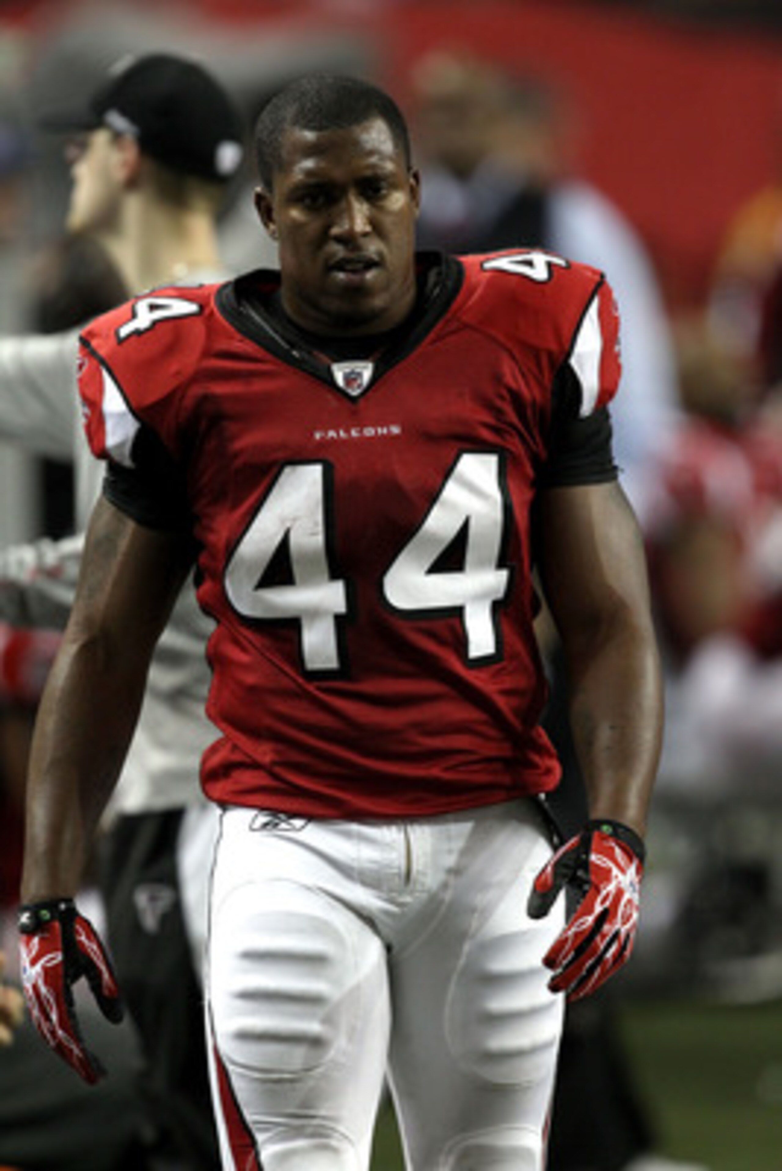 ATLANTA, GA - JANUARY 15:  Jason Snelling #44 of the Atlanta Falcons walks the sideline against the Green Bay Packers during their 2011 NFC divisional playoff game at Georgia Dome on January 15, 2011 in Atlanta, Georgia. The Packers won 48-21.  (Photo by 