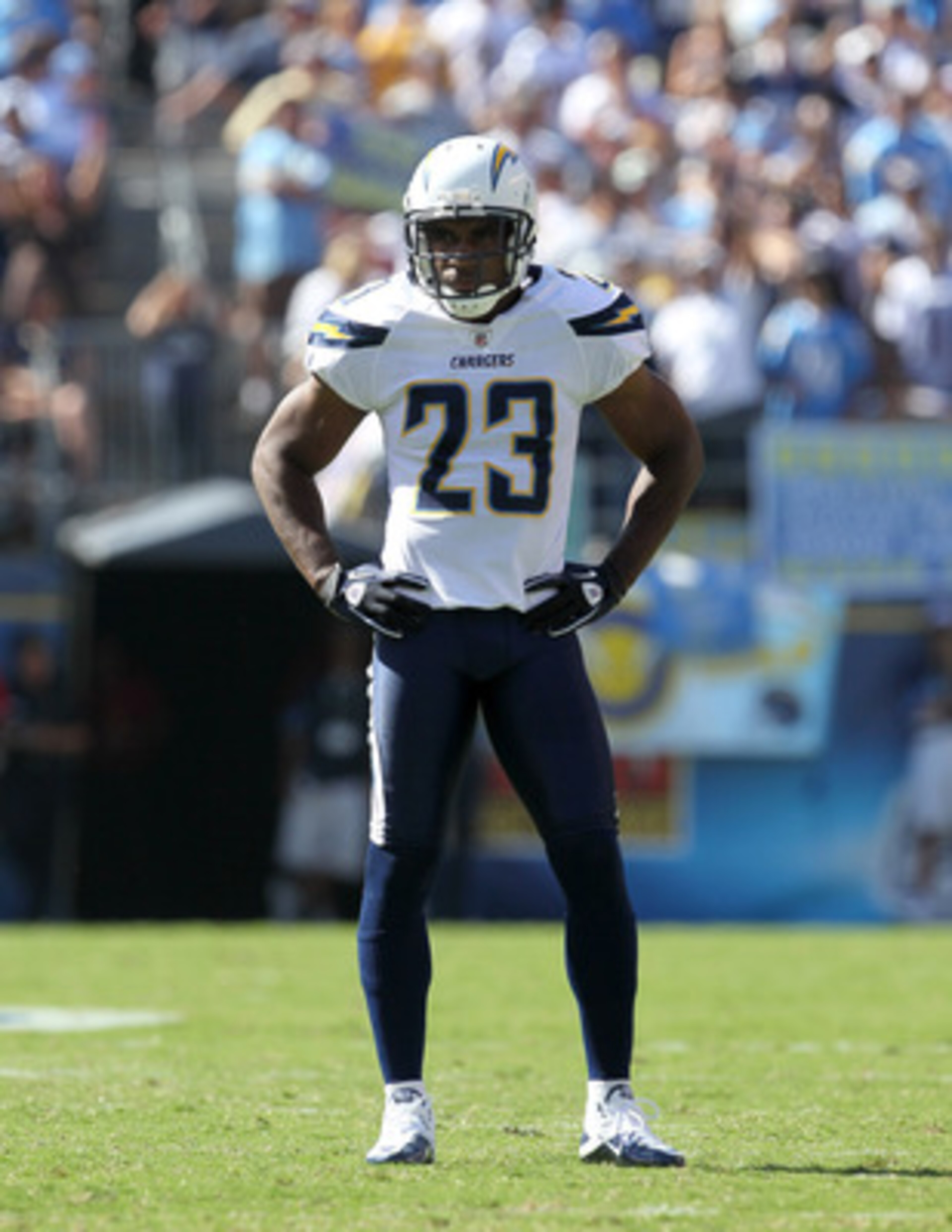 SAN DIEGO - SEPTEMBER 19: Cornerback Quentin Jammer #23 of the San Diego Chargers waits on the line of scrimmage against the Jacksonville Jaguars at Qualcomm Stadium on September 19, 2010 in San Diego, California. The Chargers won 38-13.  (Photo by Stephe