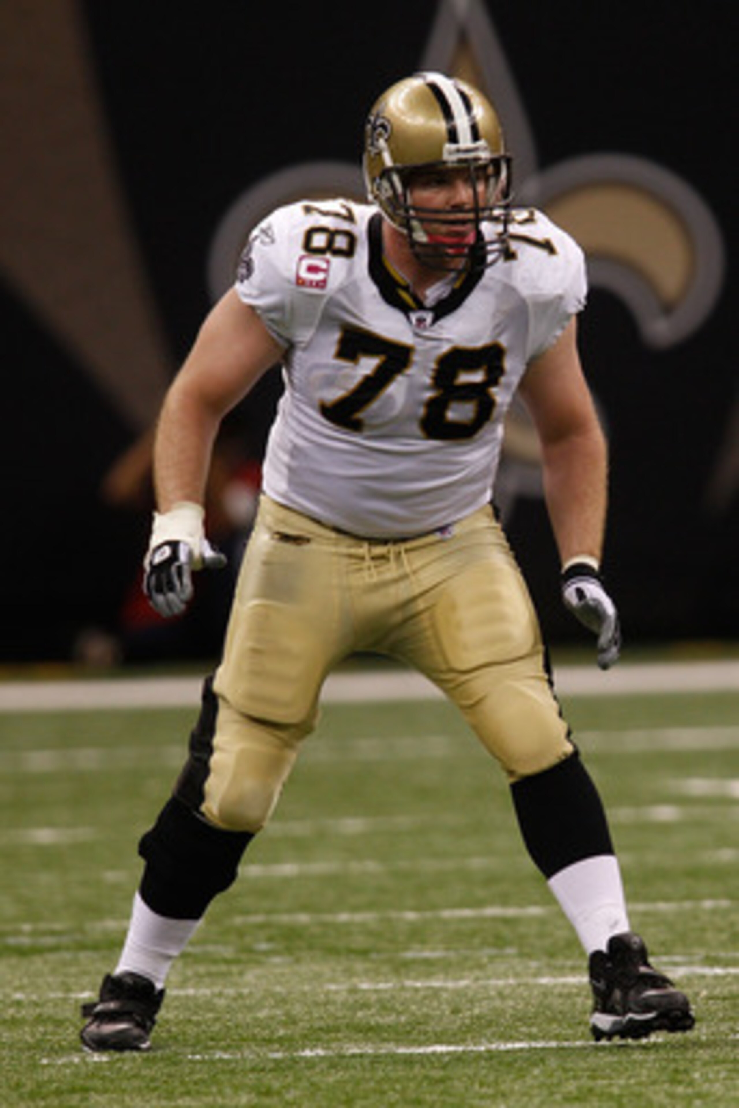 NEW ORLEANS - OCTOBER 24:  Jon Stinchcomb #78 of the New Orleans Saints in action during the game against the Cleveland Browns at the Louisiana Superdome on October 24, 2010 in New Orleans, Louisiana.  (Photo by Chris Graythen/Getty Images)