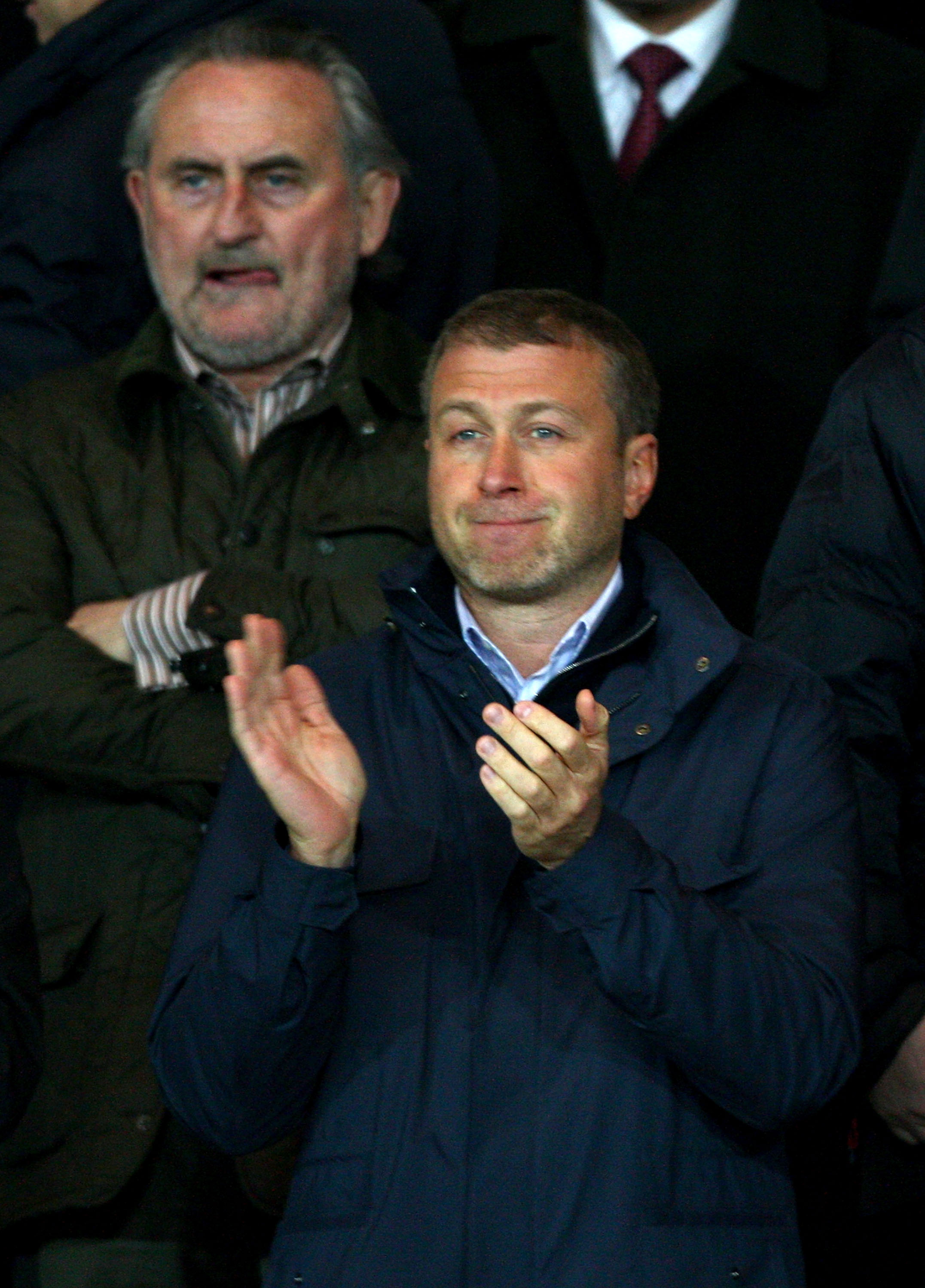 TURIN, ITALY - MARCH 10:  Chelsea Owner Roman Abramovic (R) and Frank Lampard Snr look on during the UEFA Champions League, First knock-out round, second leg match at Stadio Olimpico di Torino on March 10, 2009 in Turin, Italy.  (Photo by Ryan Pierse/Gett