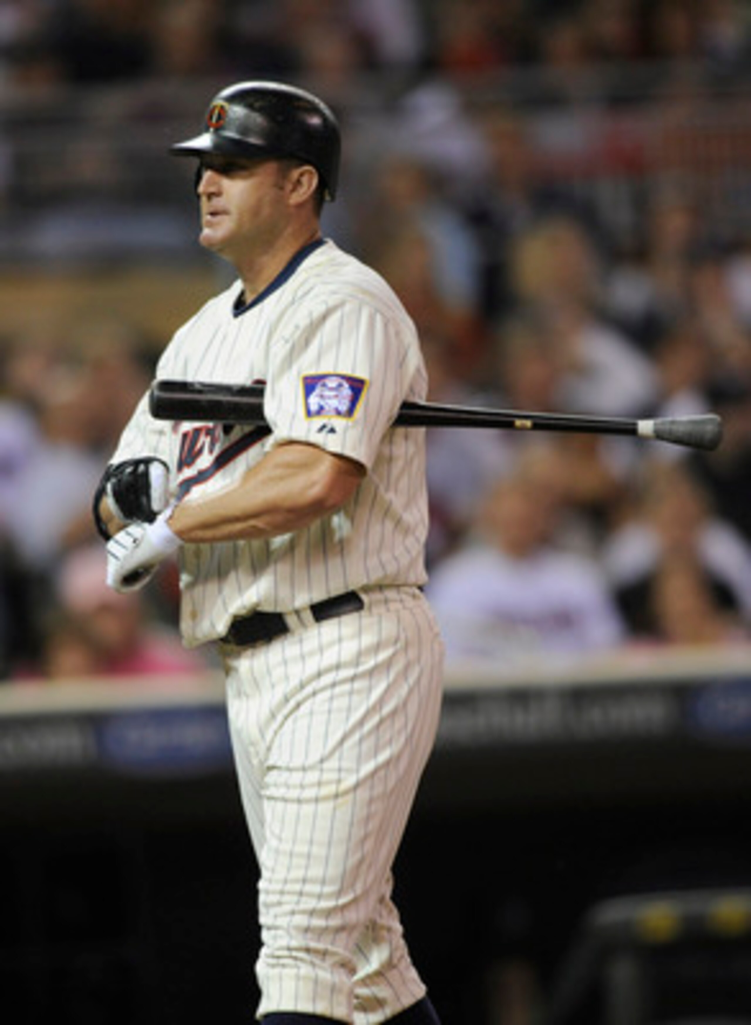 MINNEAPOLIS, MN - MAY 23: Jim Thome #25 of the Minnesota Twins reacts to a pitch by the Seattle Mariners during their game on May 23, 2011 at Target Field in Minneapolis, Minnesota. The Rockies won 6-5. (Photo by Hannah Foslien/Getty Images)