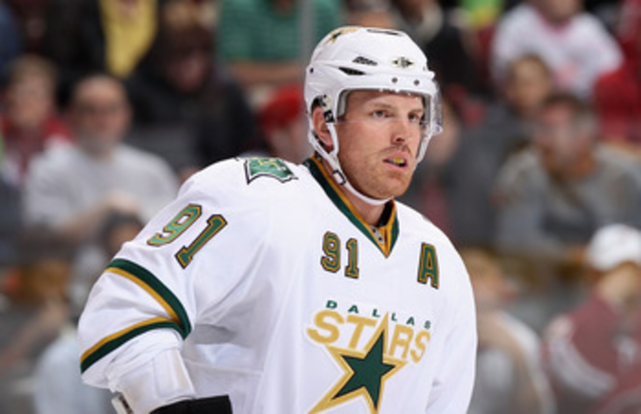 GLENDALE, AZ - MARCH 29:  Brad Richards #91 of the Dallas Stars during the NHL game against the Phoenix Coyotes at Jobing.com Arena on March 29, 2011 in Glendale, Arizona.  The Coyotes defeated the Stars 2-1 in an overtime shoot out.  (Photo by Christian