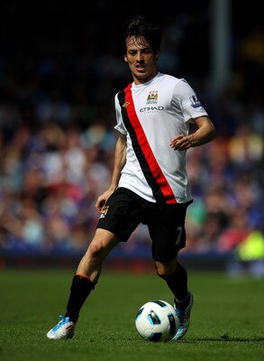 LIVERPOOL, ENGLAND - MAY 07:  David Silva of Manchester City in action during the Barclays Premier League match between Everton and Manchester City at Goodison Park on May 7, 2011 in Liverpool, England.  (Photo by Alex Livesey/Getty Images)