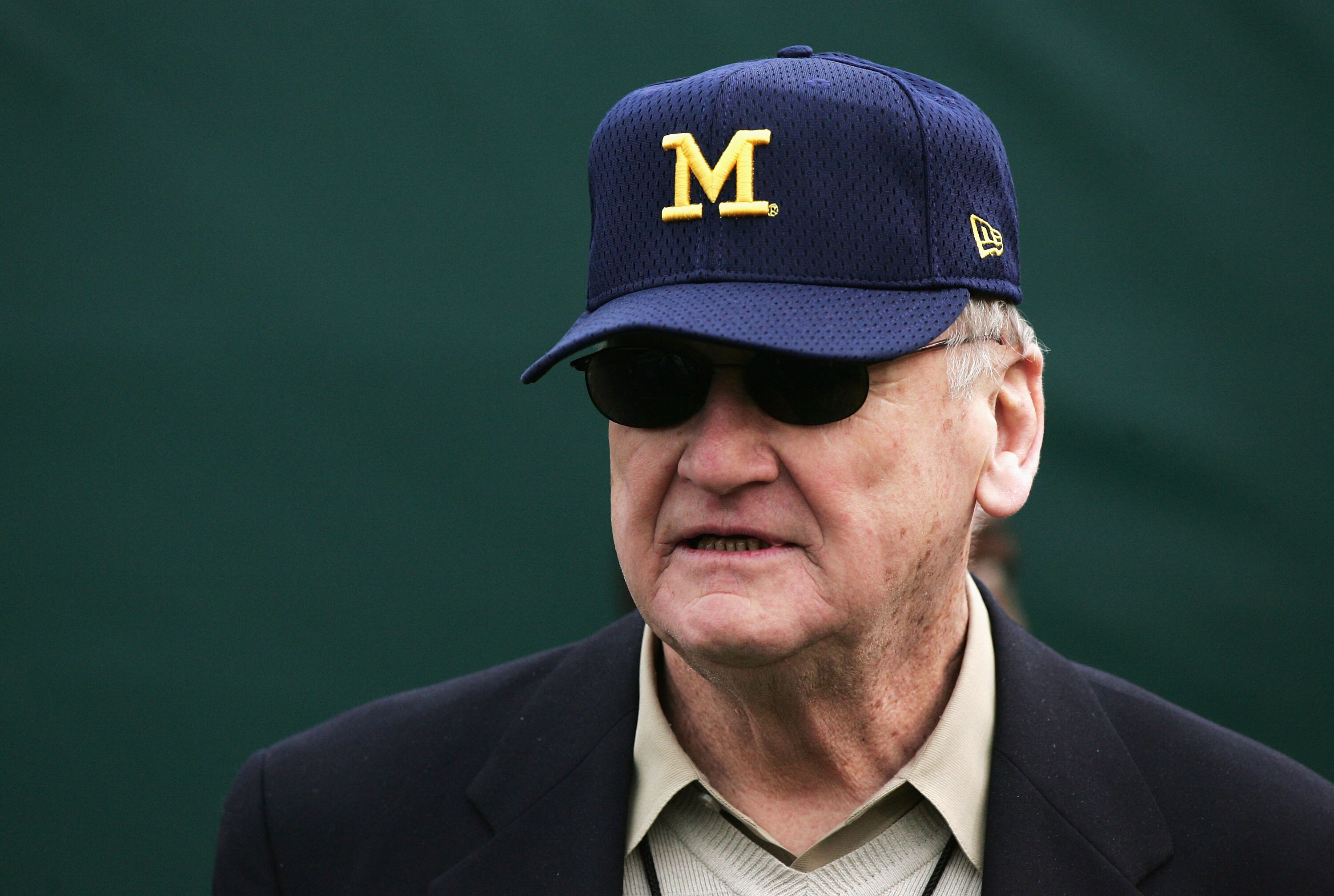 PASADENA, CA - JANUARY 01:  Former head coach Bo Schembechler of the Michigan Wolverines looks on in the 91st Rose Bowl Game against the Texas Longhorns at the Rose Bowl on January 1, 2005 in Pasadena, California.    (Photo by Jed Jacobsohn/Getty Images)