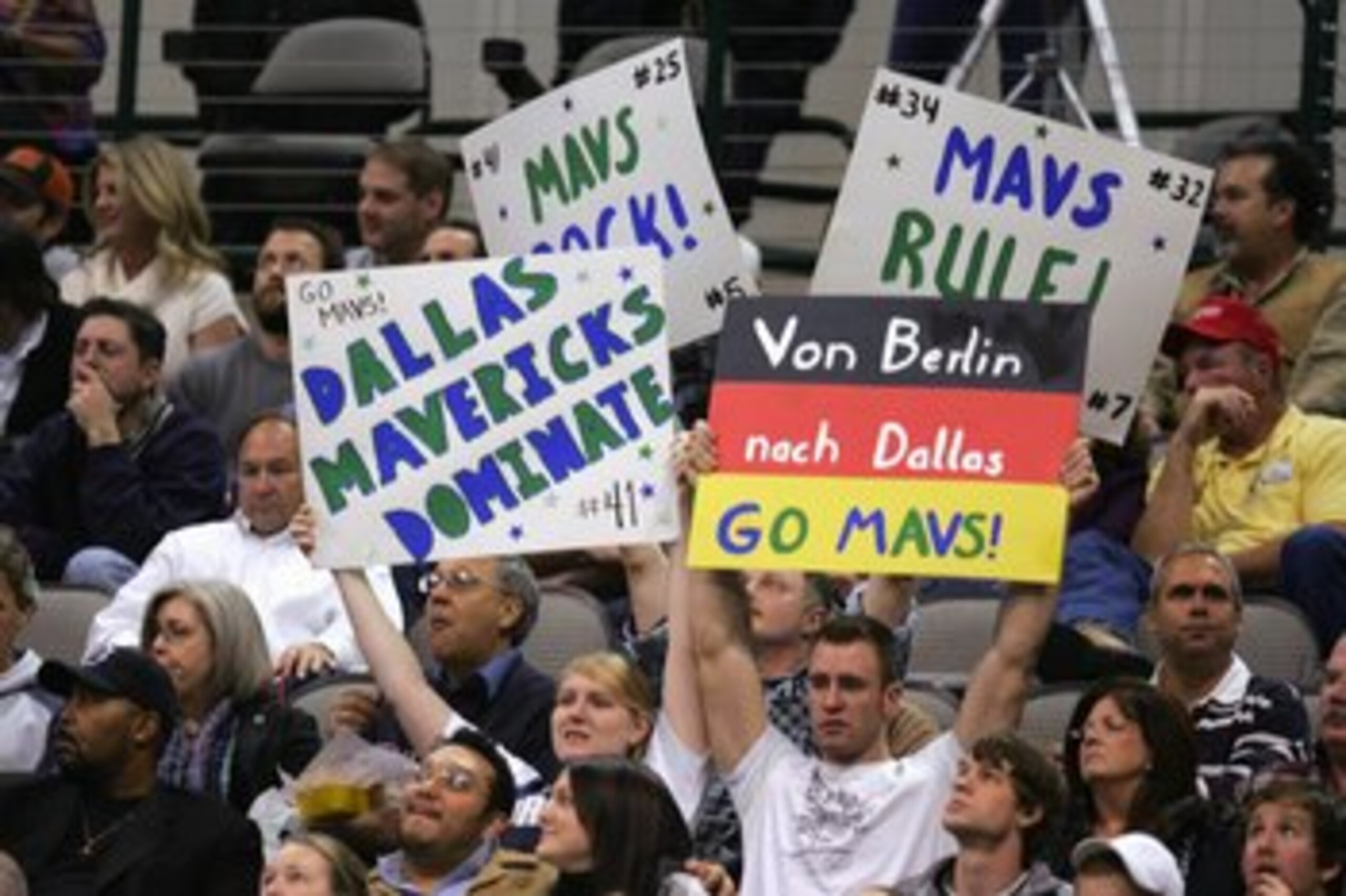 DALLAS - NOVEMBER 26:  Dallas Mavericks fans show their support during the game against the Washington Wizards at American Airlines Center November 26, 2007 in Dallas, Texas.  The Wizards won 110-98.  NOTE TO USER: User expressly acknowledges and agrees t