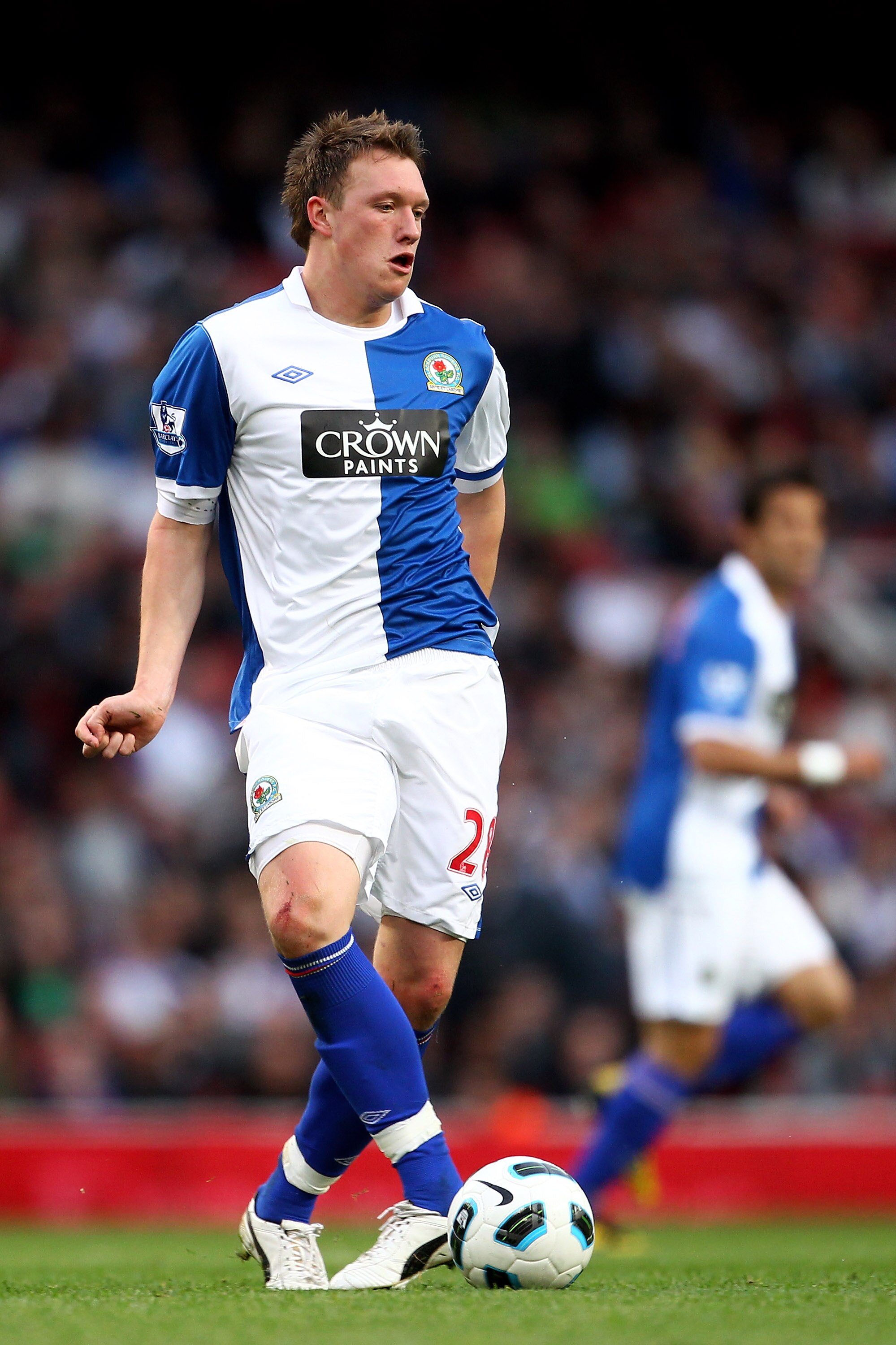 LONDON, ENGLAND - APRIL 02:  Phil Jones of Blackburn on the ball during the Barclays Premier League match between Arsenal and Blackburn Rovers at the Emirates Stadium on April 2, 2011 in London, England.  (Photo by Julian Finney/Getty Images)