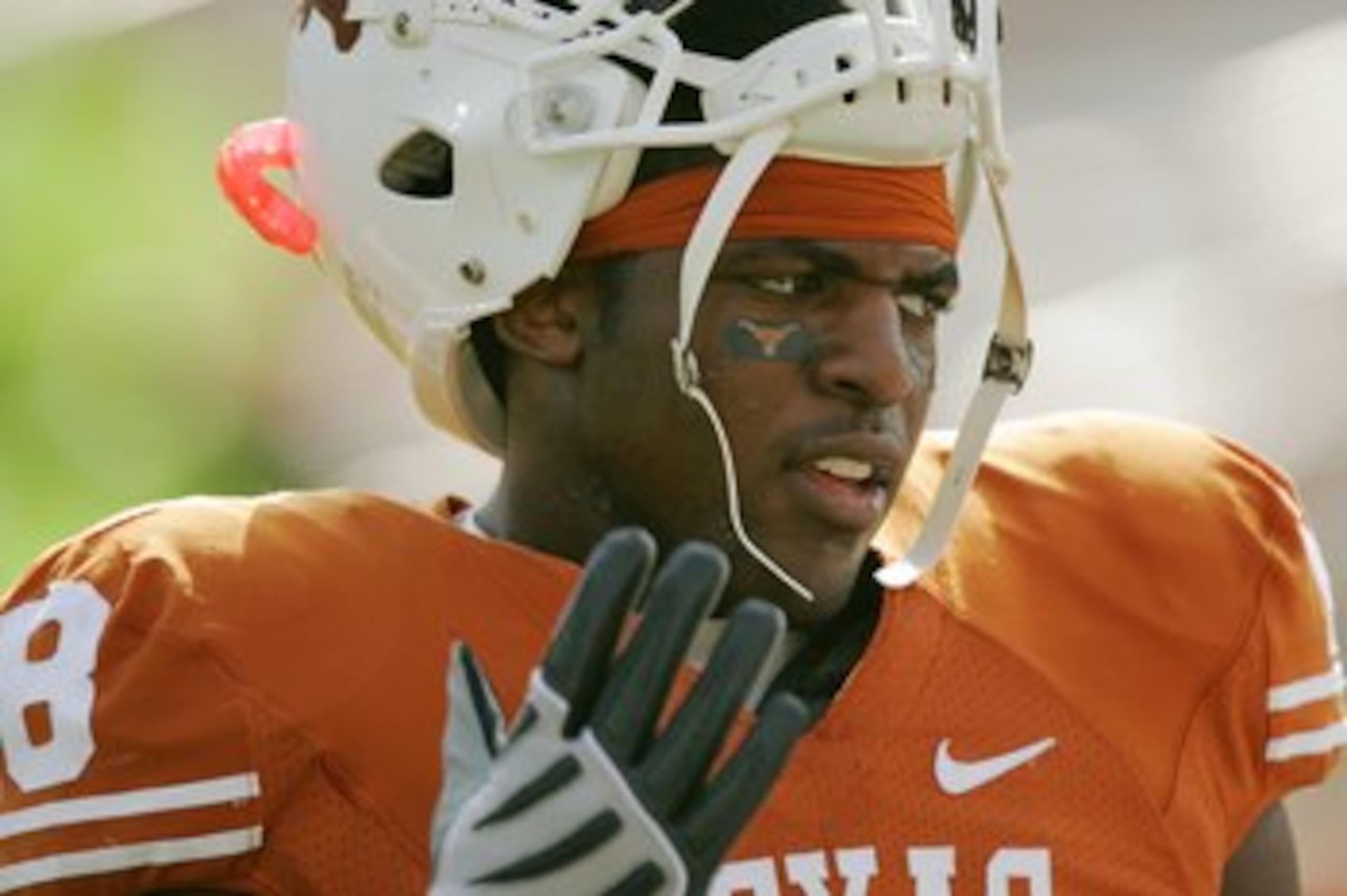 AUSTIN, TX - NOVEMBER 07: Linebacker Emmanuel Acho #18 of the Texas Longhorns prepares for a game against the UCF Knights on November 7, 2009 at Darrell K Royal - Texas Memorial Stadium in Austin, Texas. Texas won 35-3. (Photo by Brian Bahr/Getty Image AUSTIN, TX - NOVEMBER 07: Linebacker Emmanuel Acho #18 of the Texas Longhorns prepares for a game against the UCF Knights on November 7, 2009 at Darrell K Royal - Texas Memorial Stadium in Austin, Texas. Texas won 35-3. (Photo by Brian Bahr/Getty Image