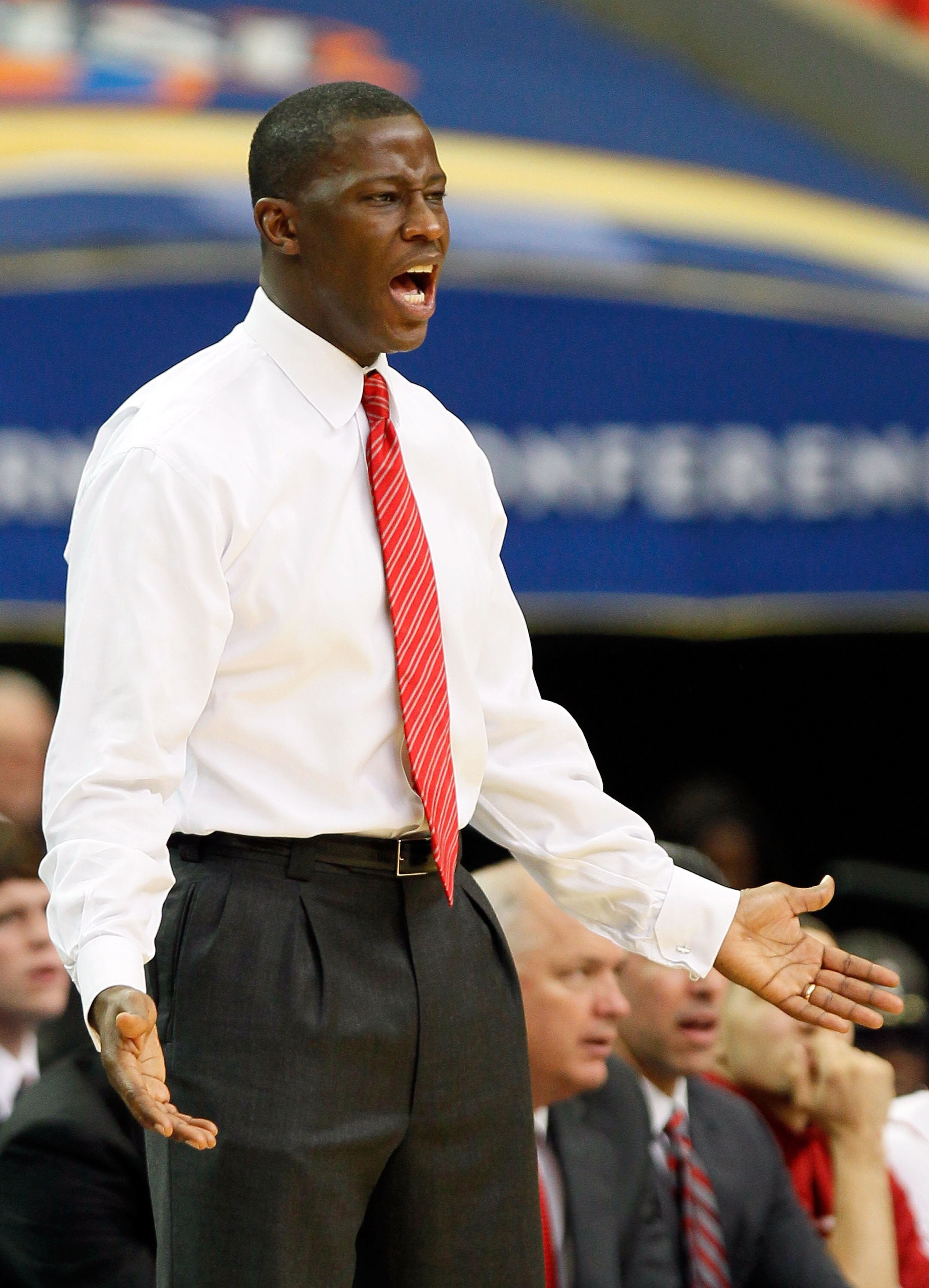 ATLANTA, GA - MARCH 12:  Head coach Anthony Grant of the Alabama Crimson Tide coaches against the Kentucky Wildcats during the semifinals of the SEC Men's Basketball Tournament at Georgia Dome on March 12, 2011 in Atlanta, Georgia.  (Photo by Kevin C. Cox