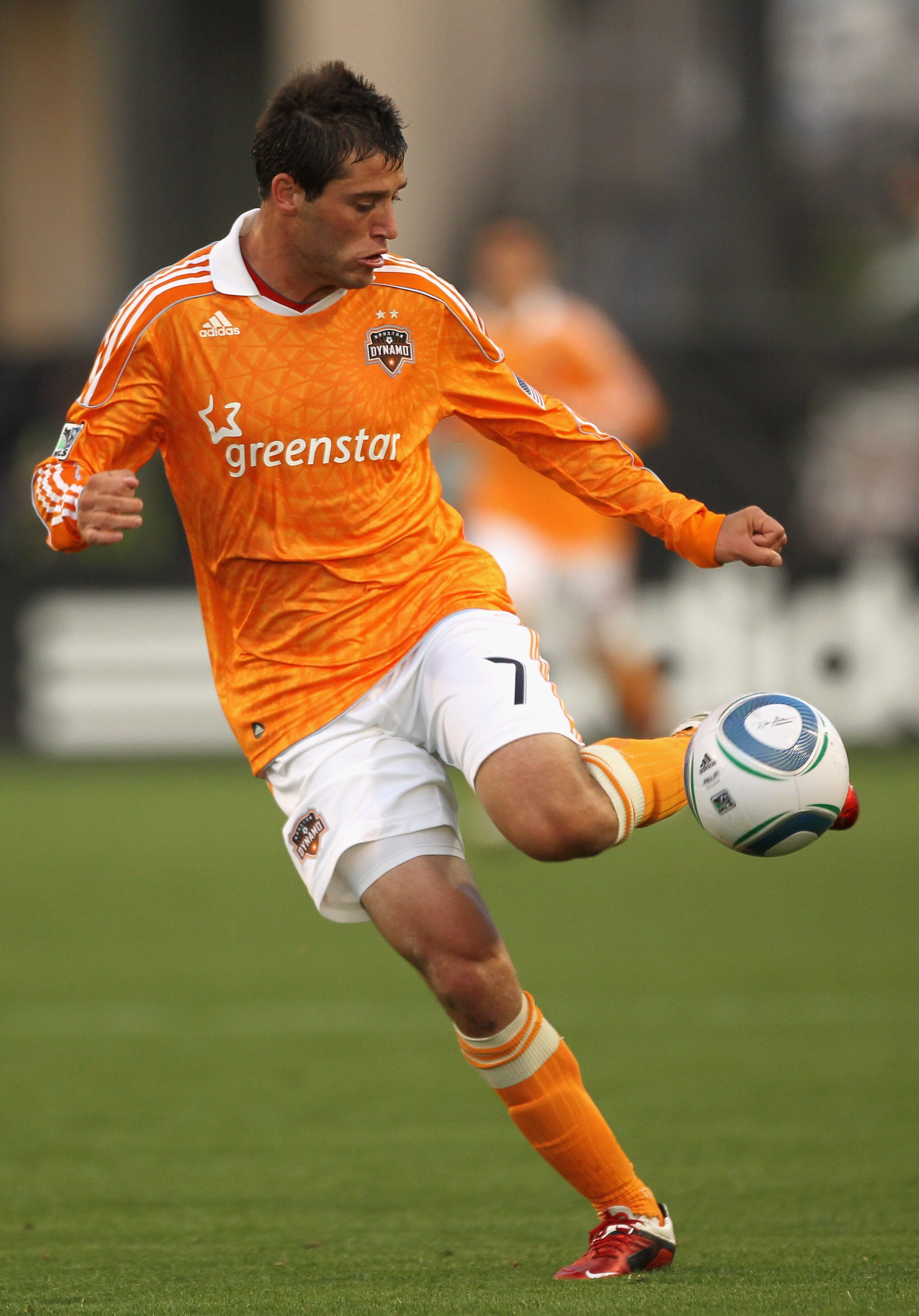 SANTA CLARA, CA - JUNE 04:  Colin Clark #7 of the Houston Dynamo controls the ball during their game against the San Jose Earthquakes at Buck Shaw Stadium on June 4, 2011 in Santa Clara, California.  (Photo by Ezra Shaw/Getty Images)