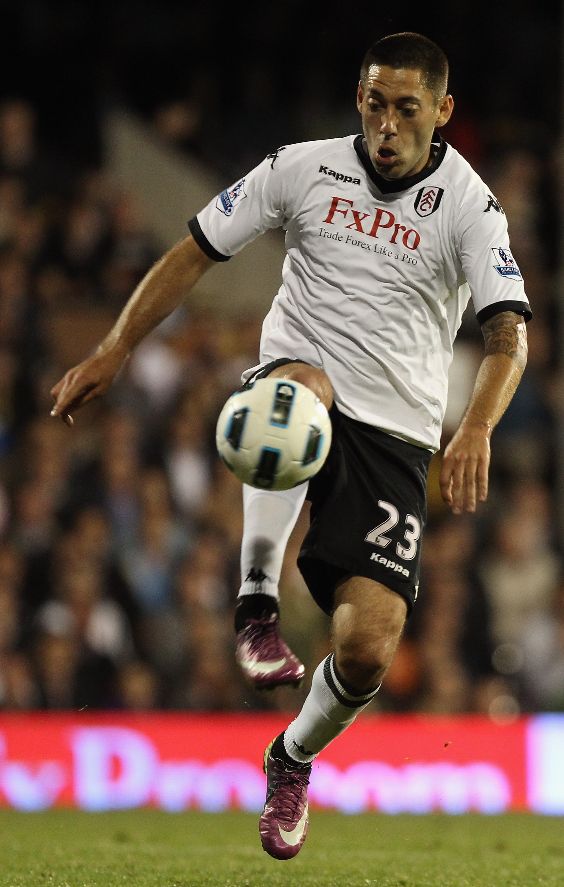 LONDON, ENGLAND - MAY 09:  Clint Dempsey of Fulham on the ball  during the Barclays Premier League match between Fulham and Liverpool at Craven Cottage on May 9, 2011 in London, England.  (Photo by Scott Heavey/Getty Images)