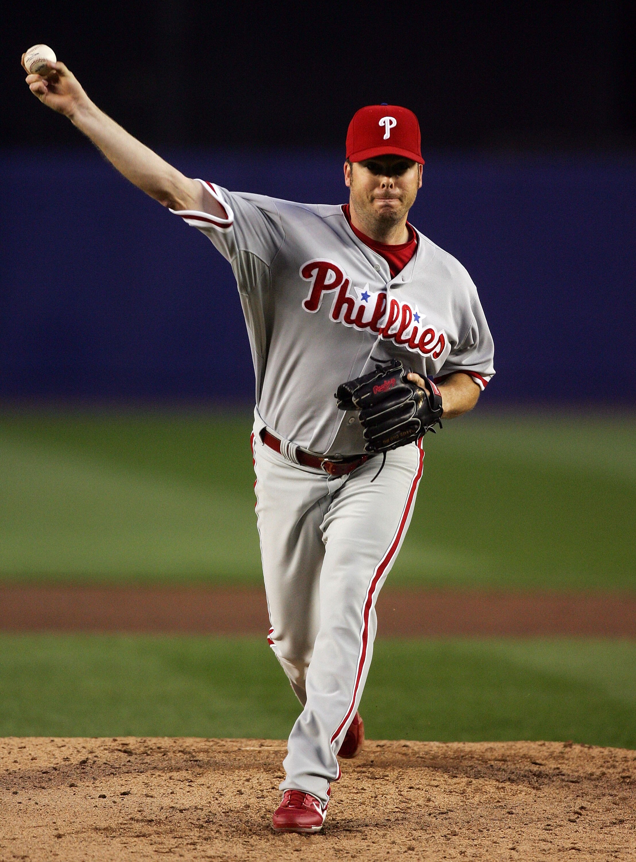 NEW YORK - APRIL 10:  Adam Eaton #21 of the Philadelphia Phillies delivers a pitch against of the New York Mets on April 10, 2008 at Shea Stadium in the Flushing neighborhood of the Queens borough of New York City.  (Photo by Jim McIsaac/Getty Images)