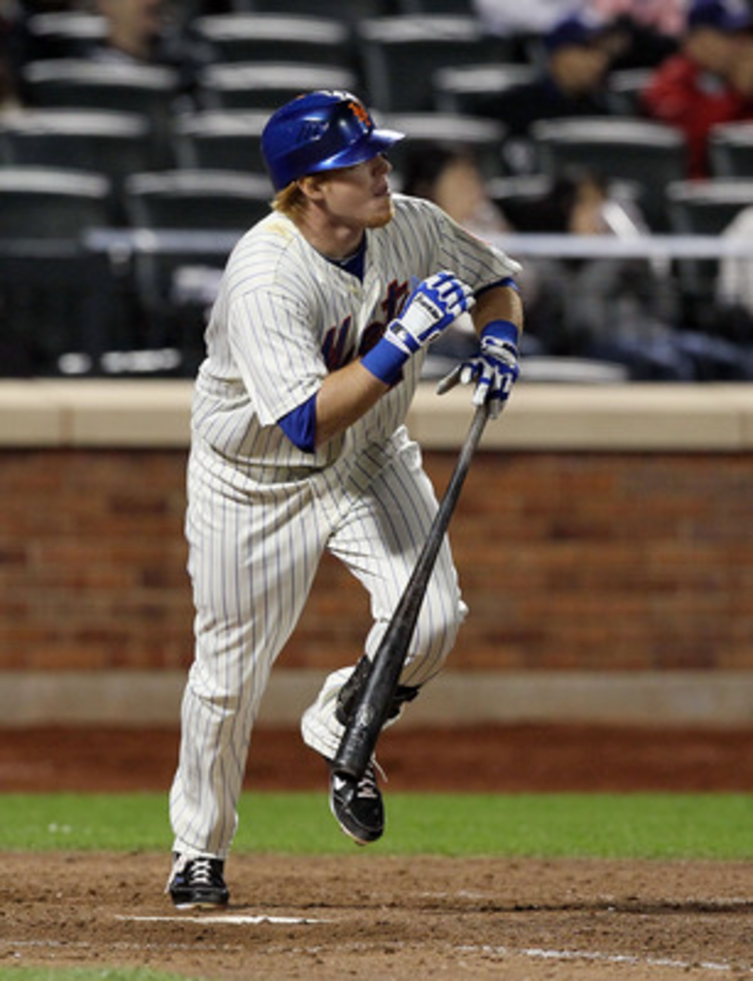 NEW YORK, NY - MAY 07:  Justin Turner #2 of the New York Mets hits an eighth inning two run single against the Los Angeles Dodgers on May 7, 2011 at Citi Field in the Flushing neighborhood of the Queens borough of New York City.  (Photo by Jim McIsaac/Get