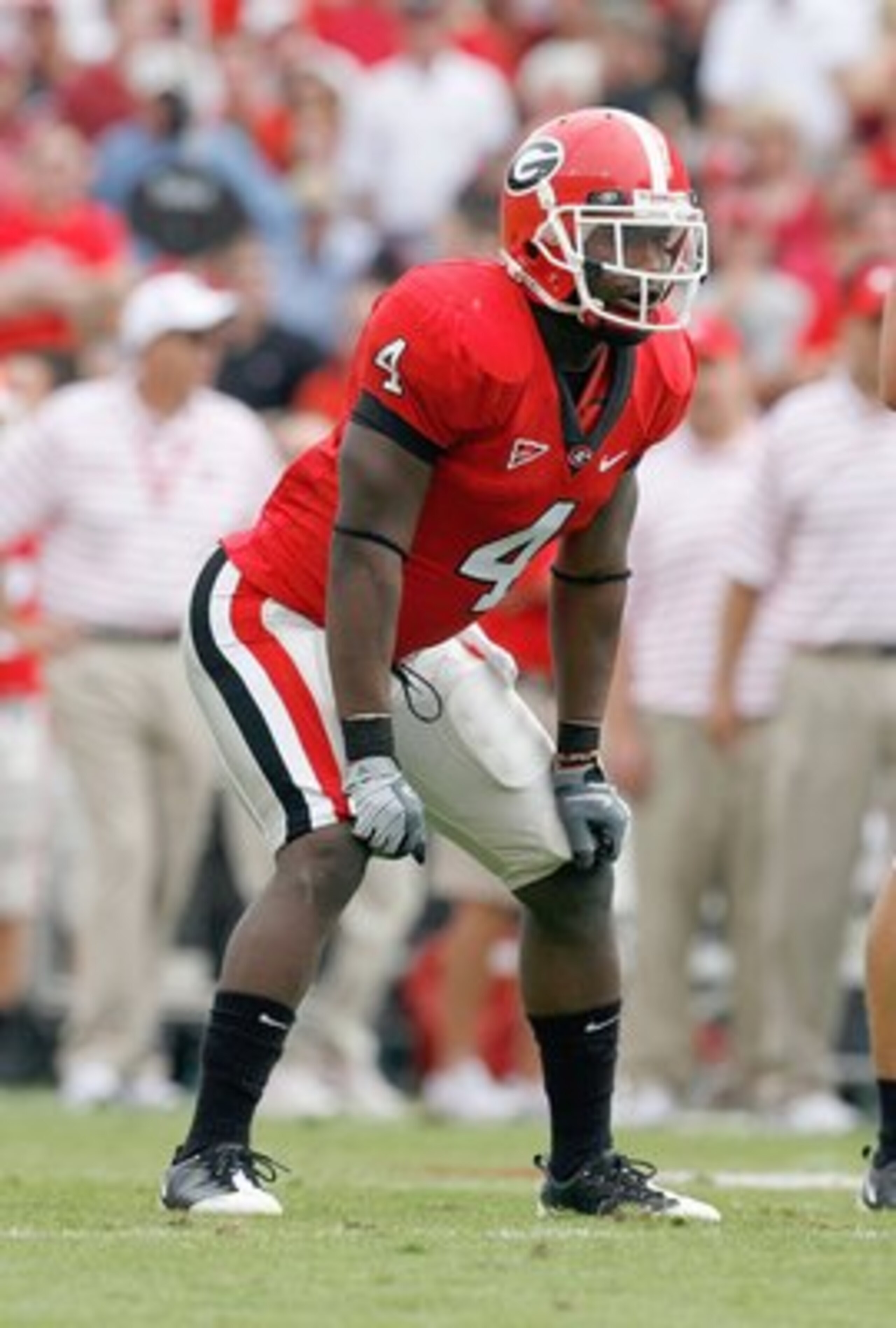 ATHENS, GA - OCTOBER 11:  Caleb King #4of the Georgia Bulldogs gets ready on the field during the game against the Tennessee Volunteers at Sanford Stadium on October 11, 2008 in Athens, Georgia.  (Photo by Kevin C. Cox/Getty Images)