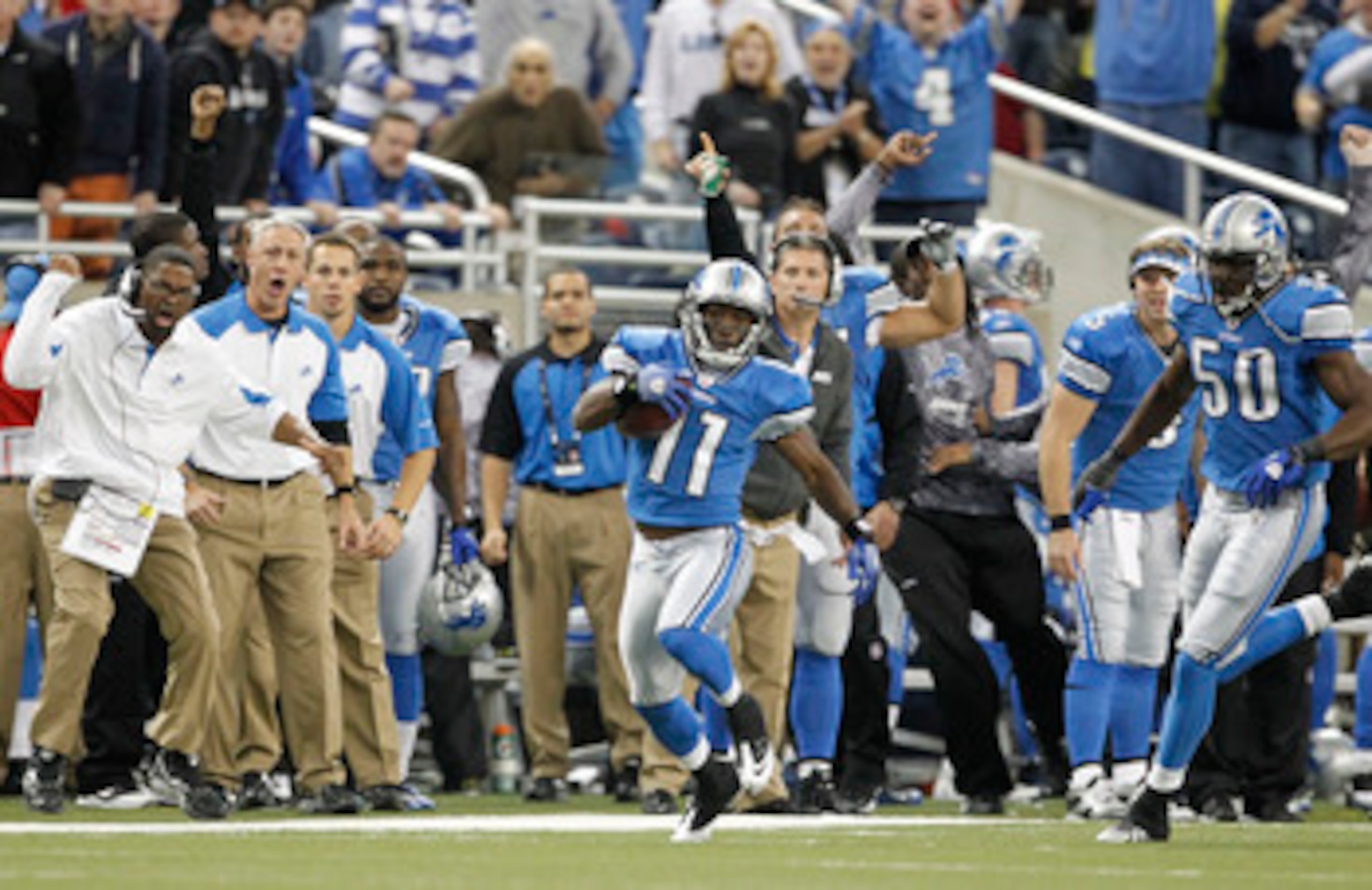 DETROIT - OCTOBER 31: Stefan Logan #11 of the Detroit Lions returns a second quarter punt 71 yards to the Washington Redskins 19 yards line during the game at Ford Field on October 31, 2010 in Detroit, Michigan. (Photo by Leon Halip/Getty Images)