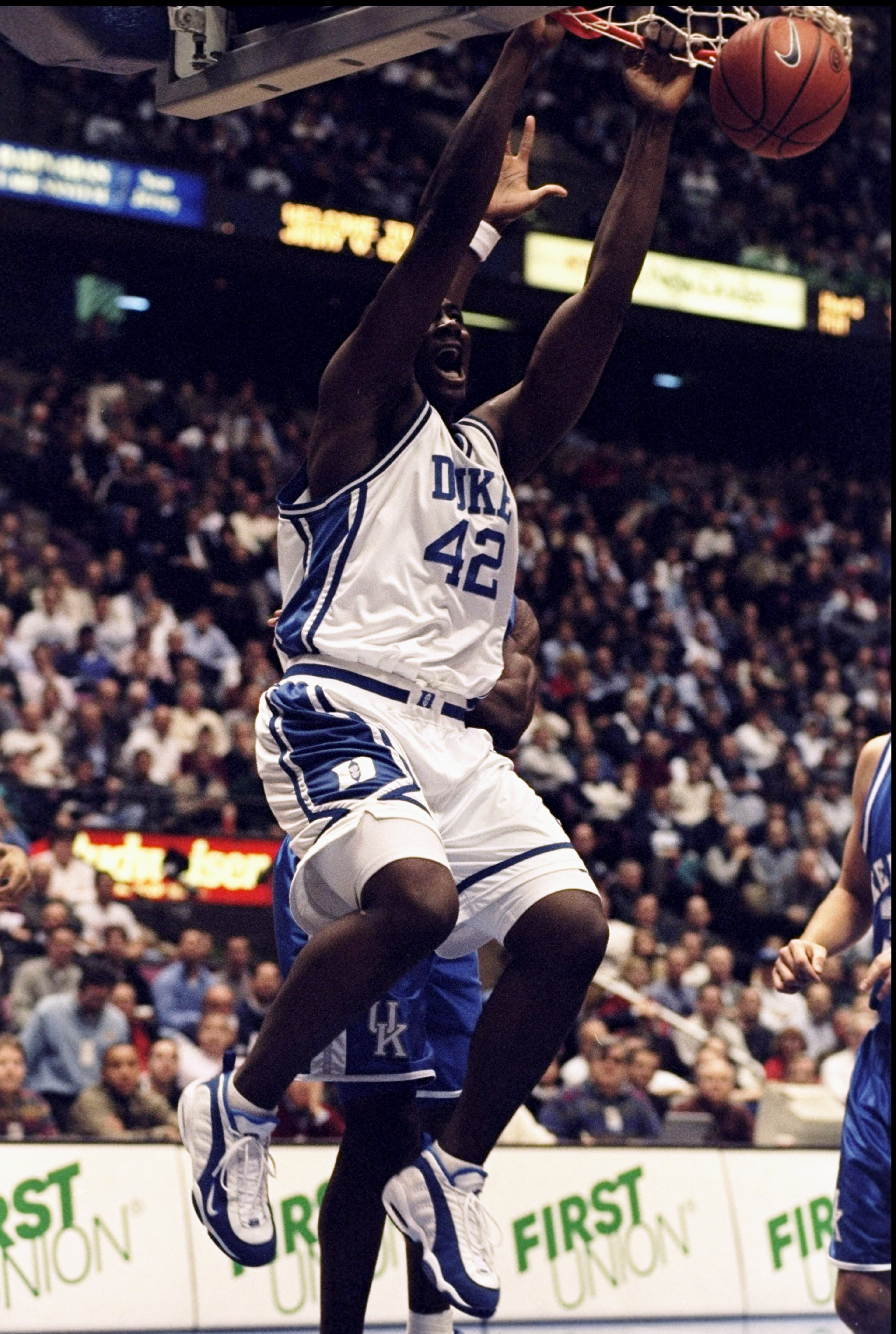 22 Dec 1998:  Forward Elton Brand #42 of the Duke Blue Devils in action during the Jimmy V Classic against the Kentucky Wildcats at the Continental Airlines Arena in East Rutherford, New Jersey. Duke defeated Kentucky 71-60. Mandatory Credit: Ezra O. Shaw