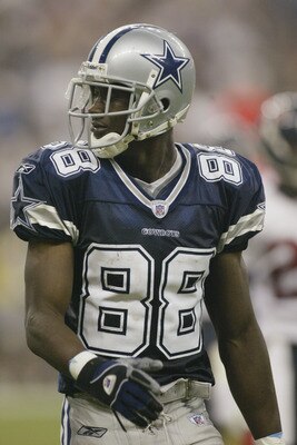 HOUSTON, TX - SEPTEMBER 8:  Wide receiver Antonio Bryant #88 of the Dallas Cowboys walks off the field during NFL game against the Houston Texans on September 8, 2002 at Reliant Stadium in Houston, Texas. The Texans won their first regular season game 19-