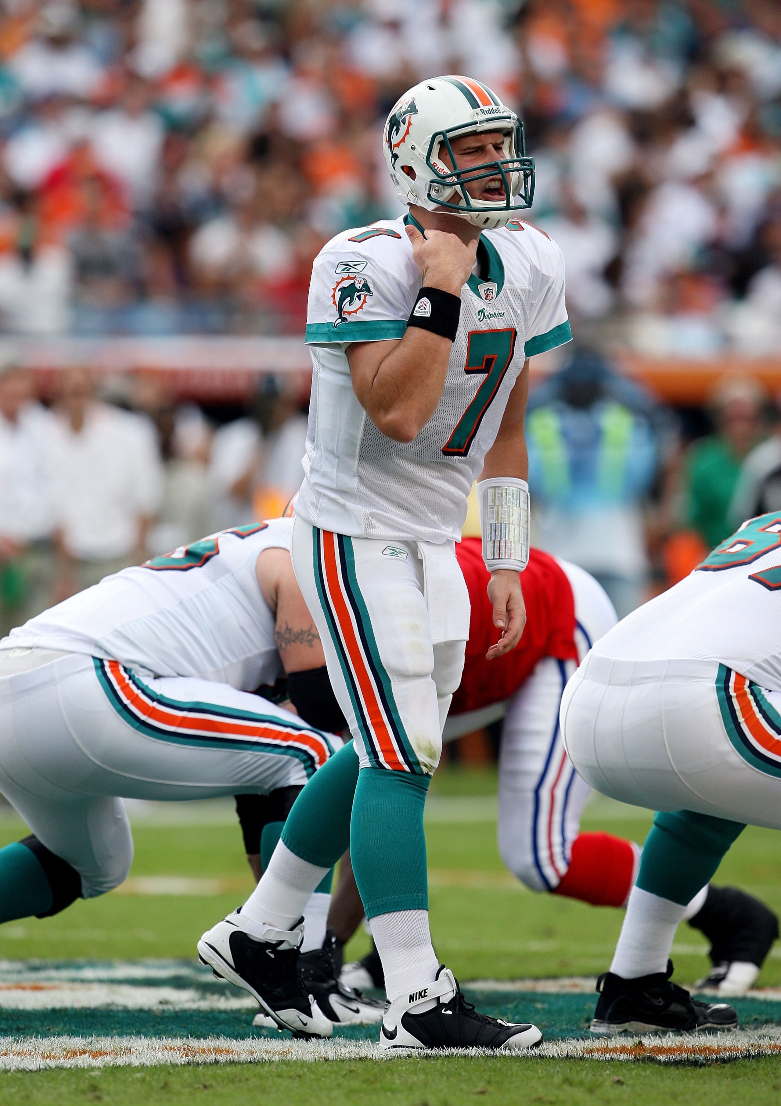 MIAMI - DECEMBER 06:  Quarterback Chad Henne #7 of the Miami Dolphins calls out a play from the line of scrimmage while taking on the New England Patriots at Land Shark Stadium on December 6, 2009 in Miami, Florida. The Dolphins defeated the Patriots 22-2