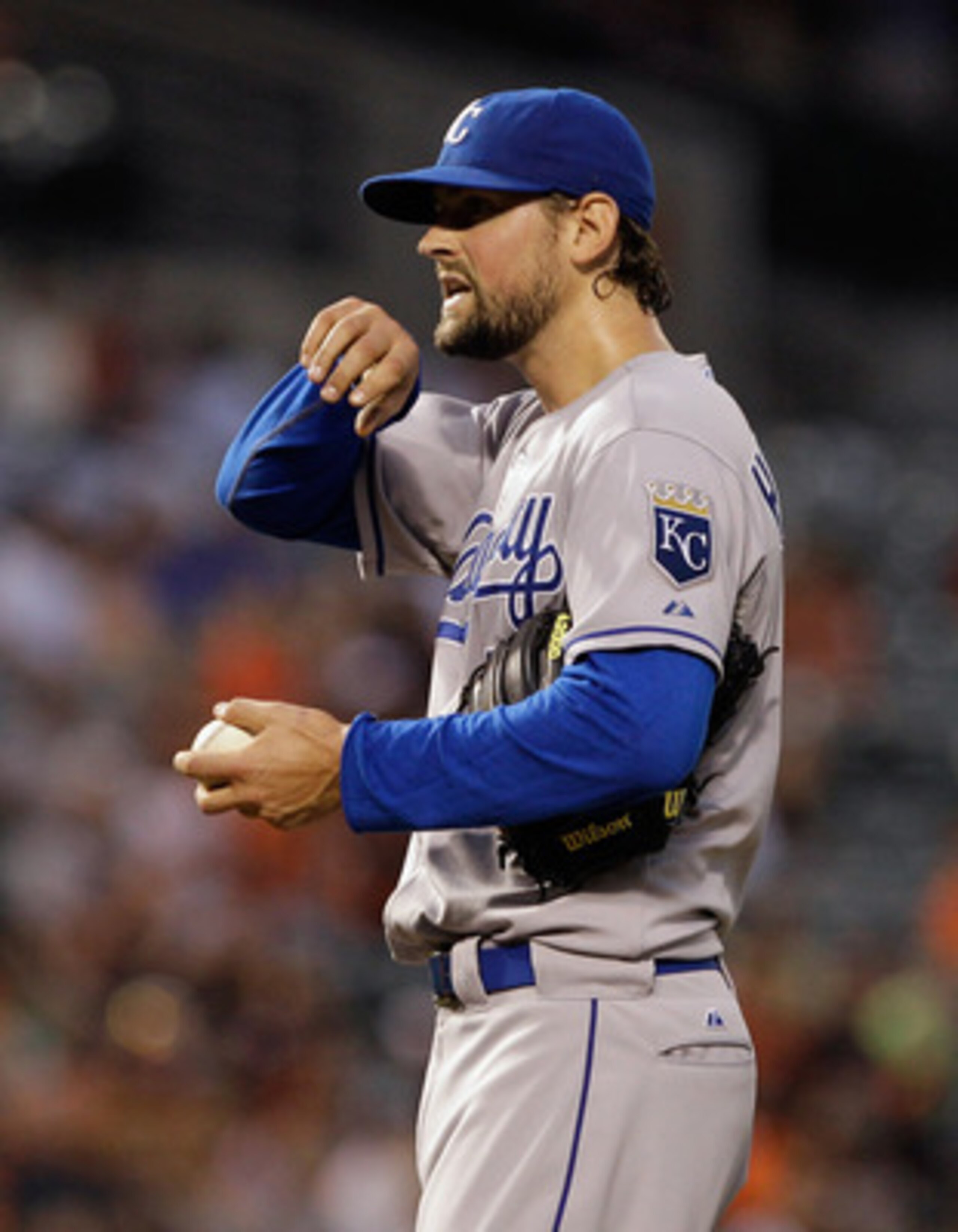 BALTIMORE, MD - MAY 25:  Starting pitcher Luke Hochevar #44 of the Kansas City Royals reacts on the mound after giving up a run to the Baltimore Orioles during the fourth inning at Oriole Park at Camden Yards on May 25, 2011 in Baltimore, Maryland.  (Phot