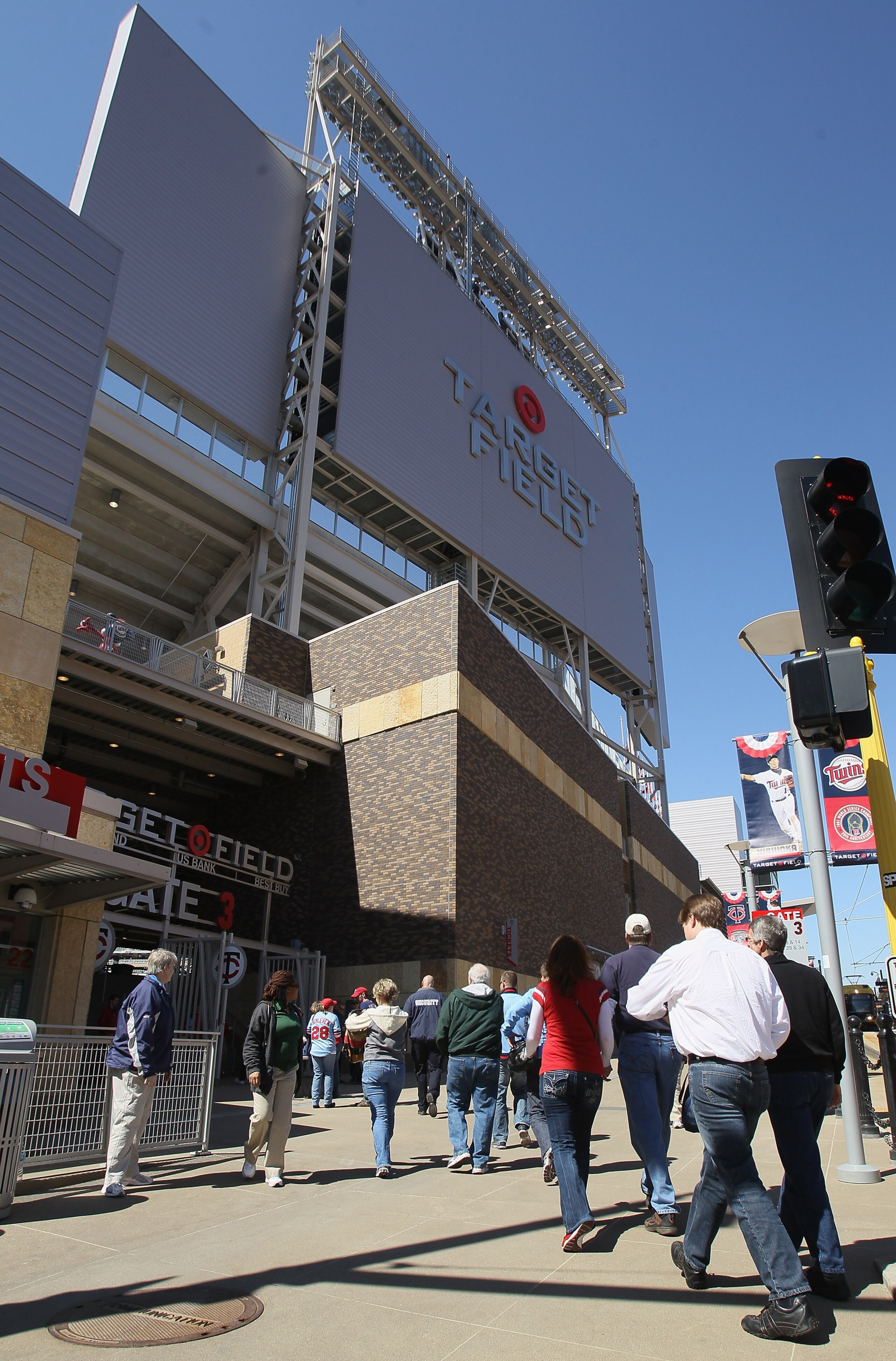 MINNEAPOLIS, MN - APRIL 08:  Fans enter the stadium before the game between the Oakland Athletics and the Minnesota Twins during Opening Day on April 8, 2011 at Target Field in Minneapolis, Minnesota.  (Photo by Elsa/Getty Images)