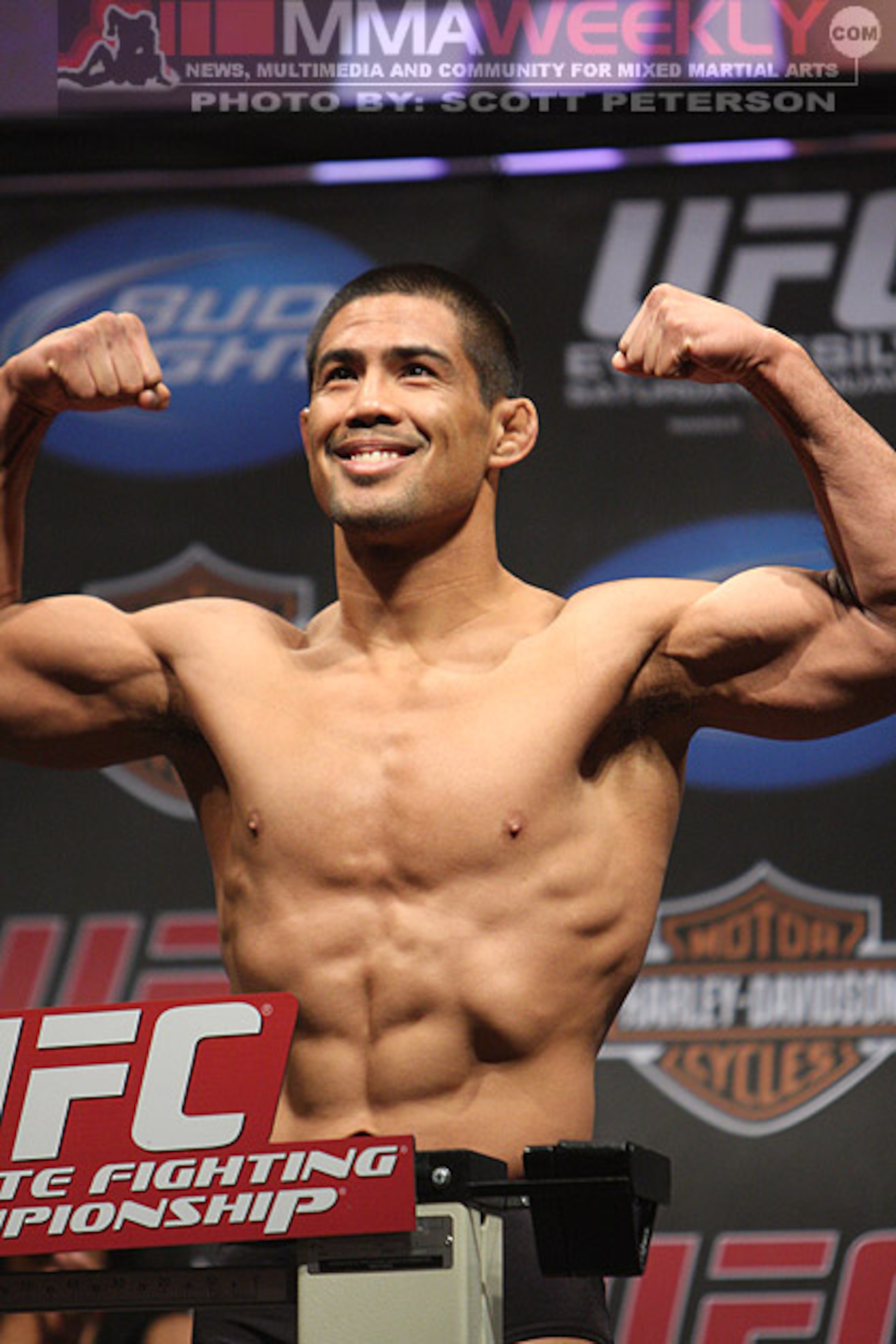 Mark Munoz' strength will nullify Maia's submission game