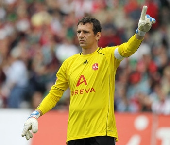 Plenty of work in Nürnberg: Raphael Schäfer