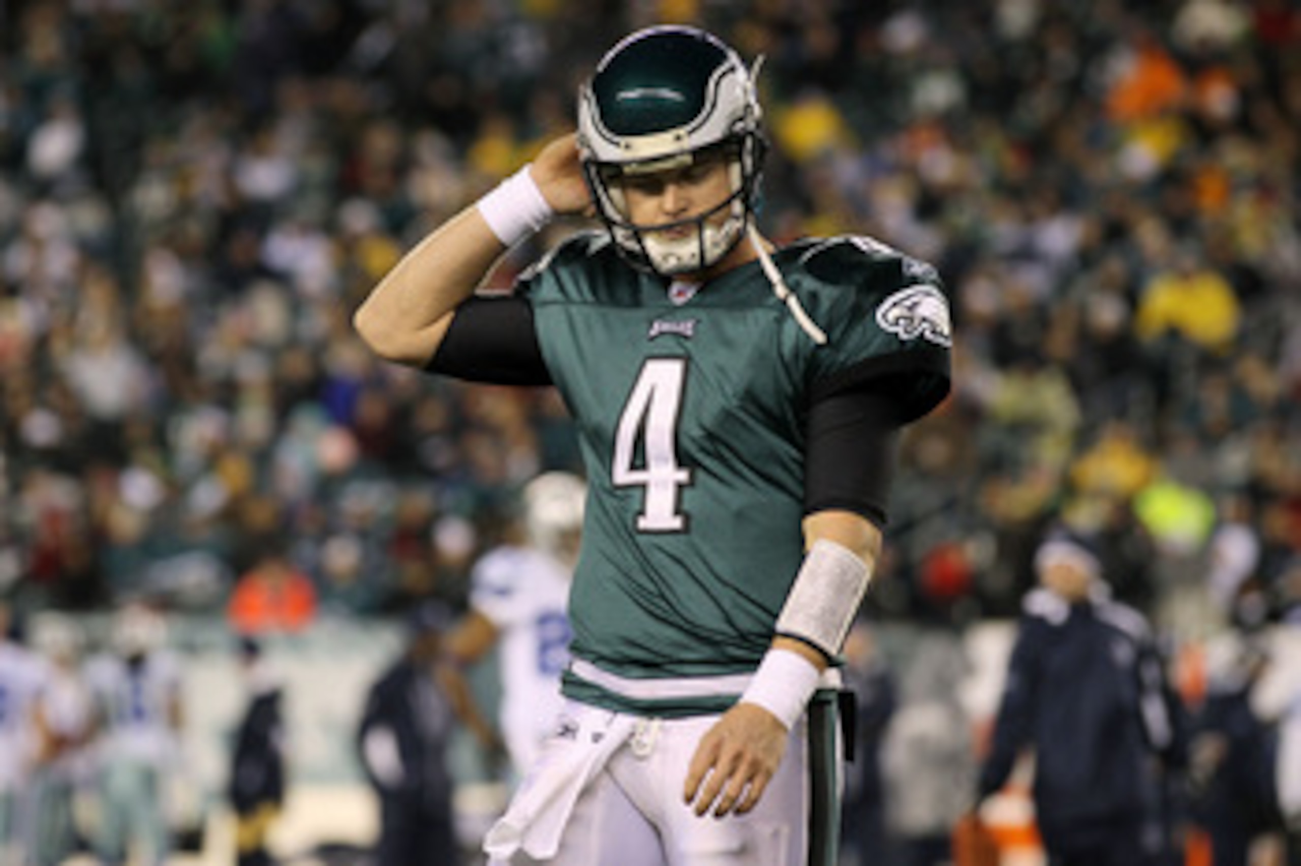 PHILADELPHIA, PA - JANUARY 02:  Kevin Kolb #4 of the Philadelphia Eagles looks on against the Dallas Cowboys on January 2, 2011 at Lincoln Financial Field in Philadelphia, Pennsylvania.  (Photo by Jim McIsaac/Getty Images)