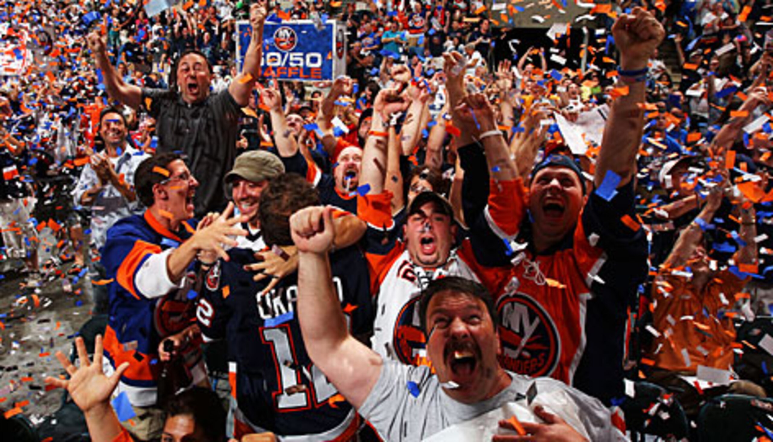 Photo courtesy http://www.usatoday.com/sports/hockey/nhl/draft-twitter.htm Photo courtesy http://www.usatoday.com/sports/hockey/nhl/draft-twitter.htm