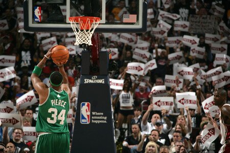 Photo courtesy http://bleacherreport.com/gallery/Boston%20Celtics%20v%20Cleveland%20Cavaliers,%20Game%20Two