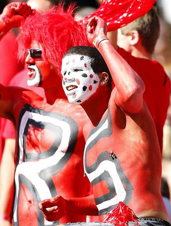 Photo courtesy http://www.jokestation.org/news/41748/Crazy-College-Football-Fans-(Photos)