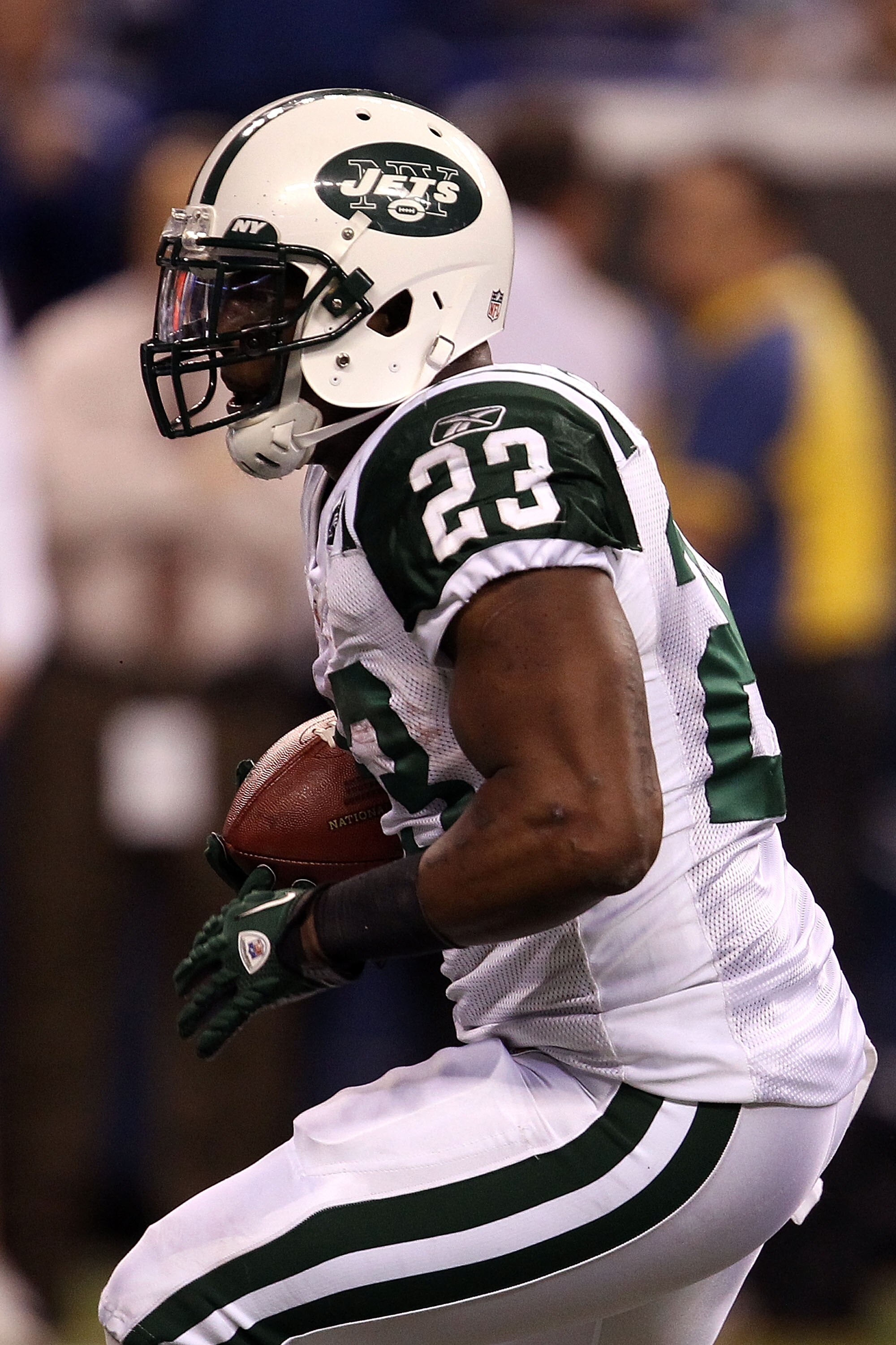 INDIANAPOLIS, IN - JANUARY 08:  Shonn Green #23 of the New York Jets runs the ball against the Indianapolis Colts during their 2011 AFC wild card playoff game at Lucas Oil Stadium on January 8, 2011 in Indianapolis, Indiana. The Jets won 17-16. (Photo by