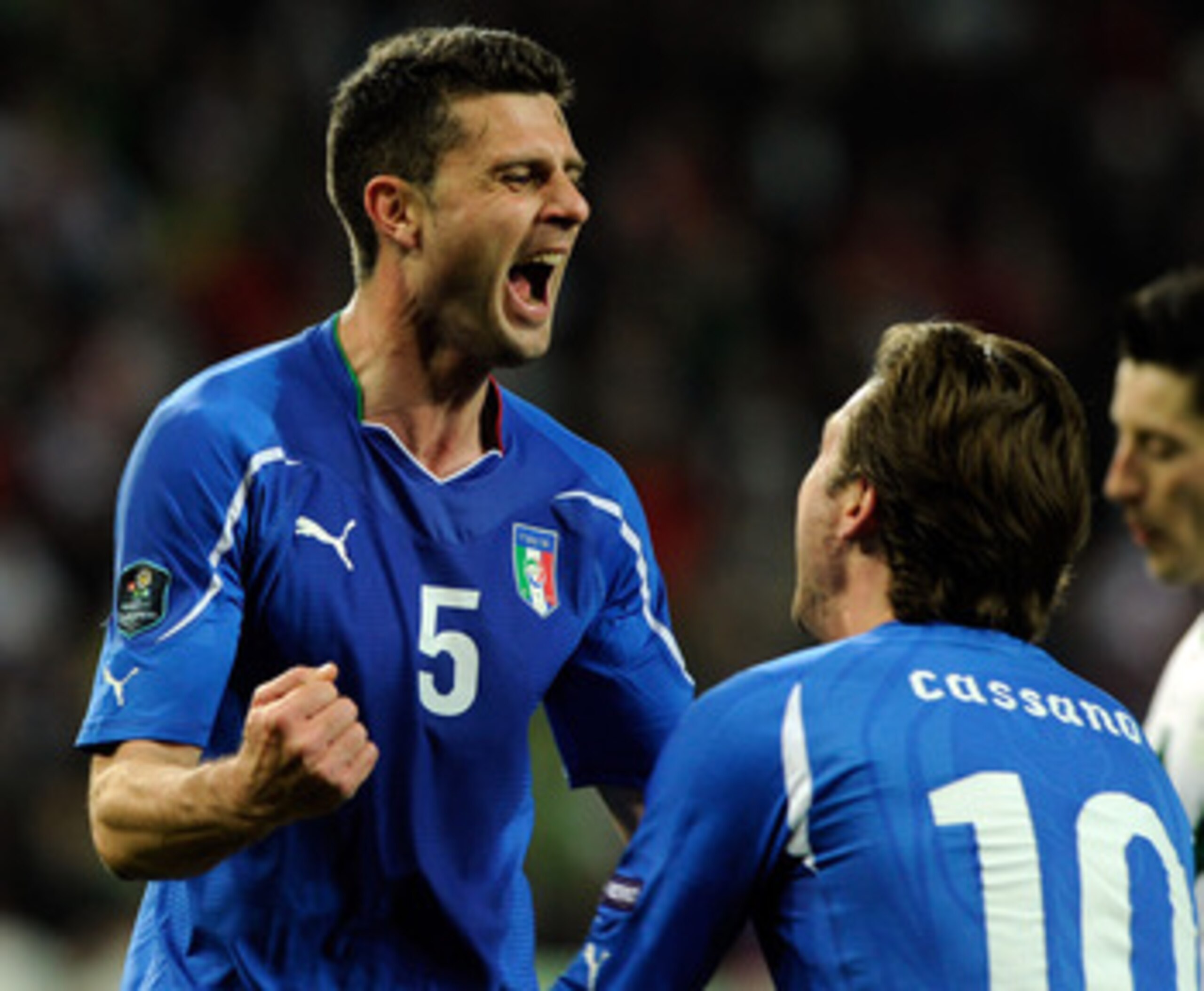LJUBLJANA, SLOVENIA - MARCH 25:  Thiago Motta (L) and Antonio Cassano of Italy celebrate scoring the first goal during the UEFA EURO 2012 qualifier between Slovenia and Italy on March 25, 2011 in Ljubljana, Slovenia.  (Photo by Claudio Villa/Getty Images)