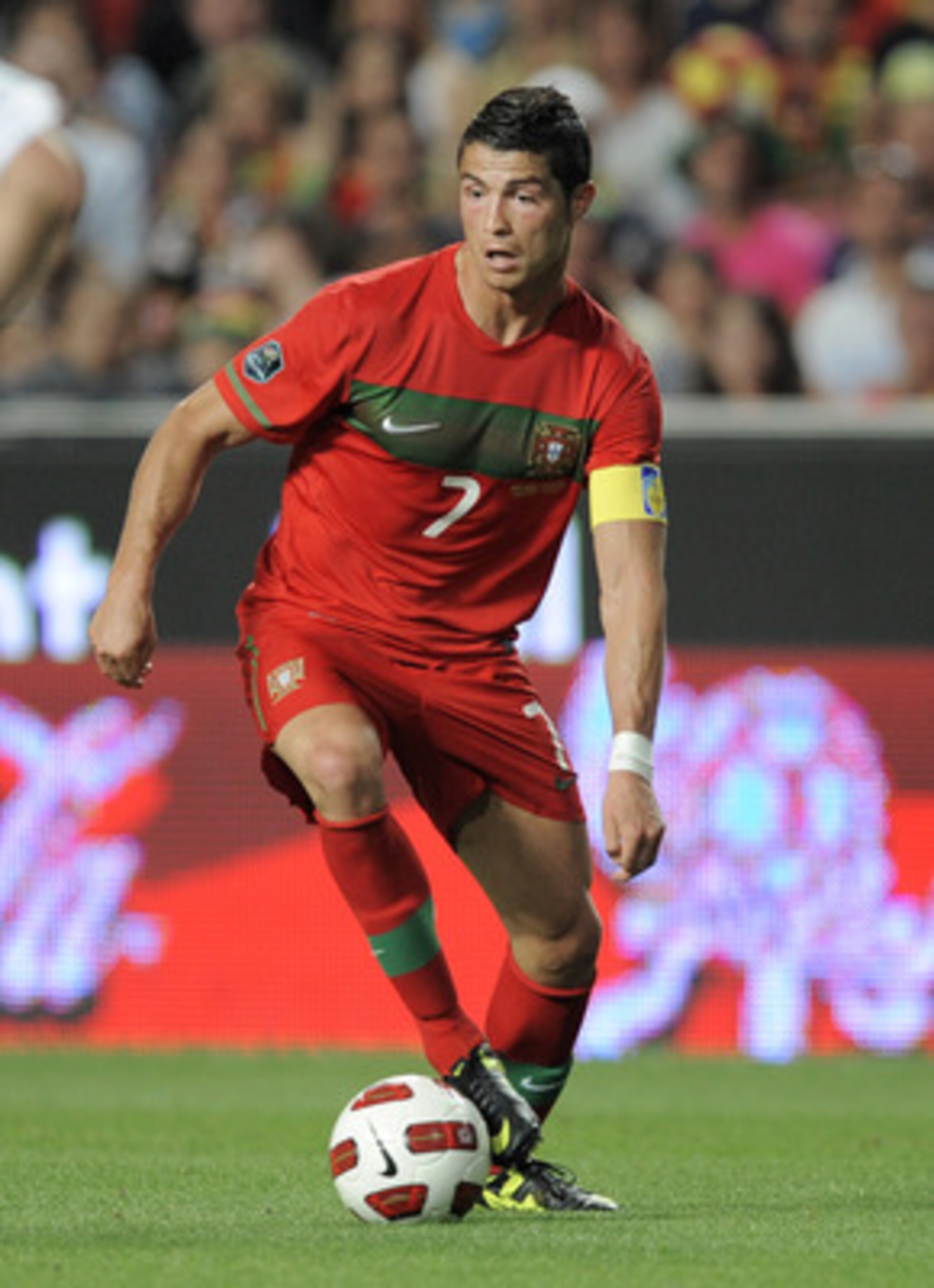 LISBON, PORTUGAL - JUNE 04: Cristiano Ronaldo of Portugal in action during the EURO 2012 Group H qualifier between Portugal and Norway at Estadio do Sport Lisboa e Benfica on June 4, 2011 in Lisbon, Portugal.  (Photo by Denis Doyle/Getty Images)