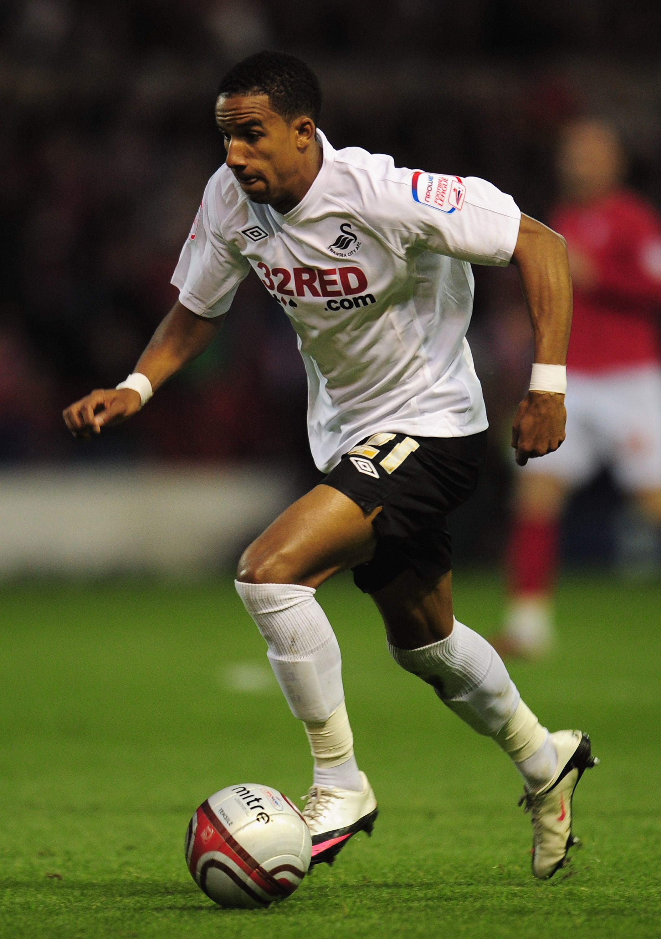 NOTTINGHAM, ENGLAND - MAY 12:  Scott Sinclair of Swansea City in action during the npower Championship Play Off Semi Final First Leg match between Nottingham Forest and Swansea City at City Ground on May 12, 2011 in Nottingham, England.  (Photo by Shaun B