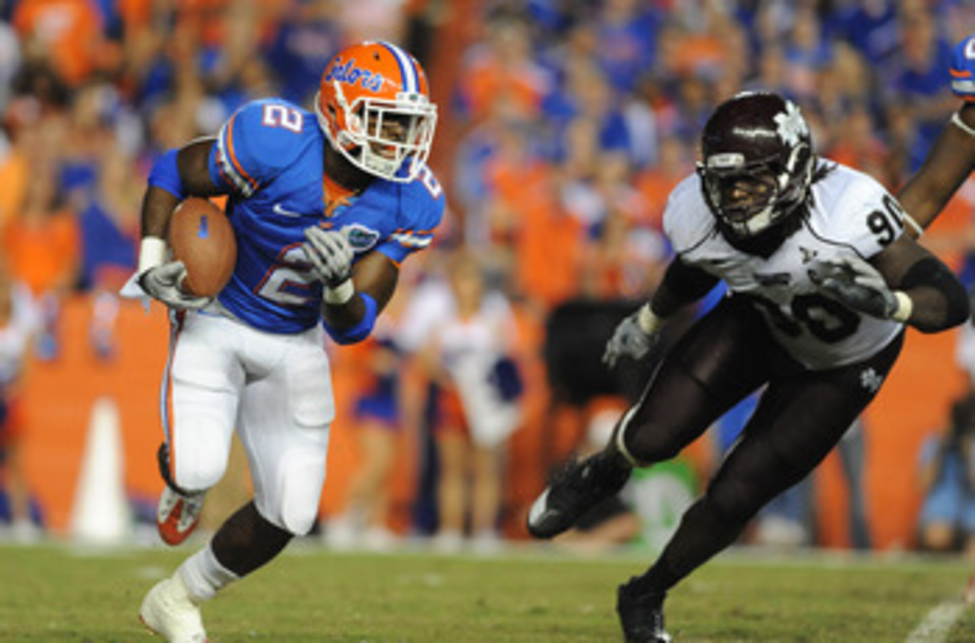 GAINESVILLE, FL - OCTOBER 16:  Running back Jeff Demps #2 of the Florida Gators rushes upfield against the Mississippi State Bulldogs October 16, 2010 Ben Hill Griffin Stadium at Gainesville, Florida.  (Photo by Al Messerschmidt/Getty Images)