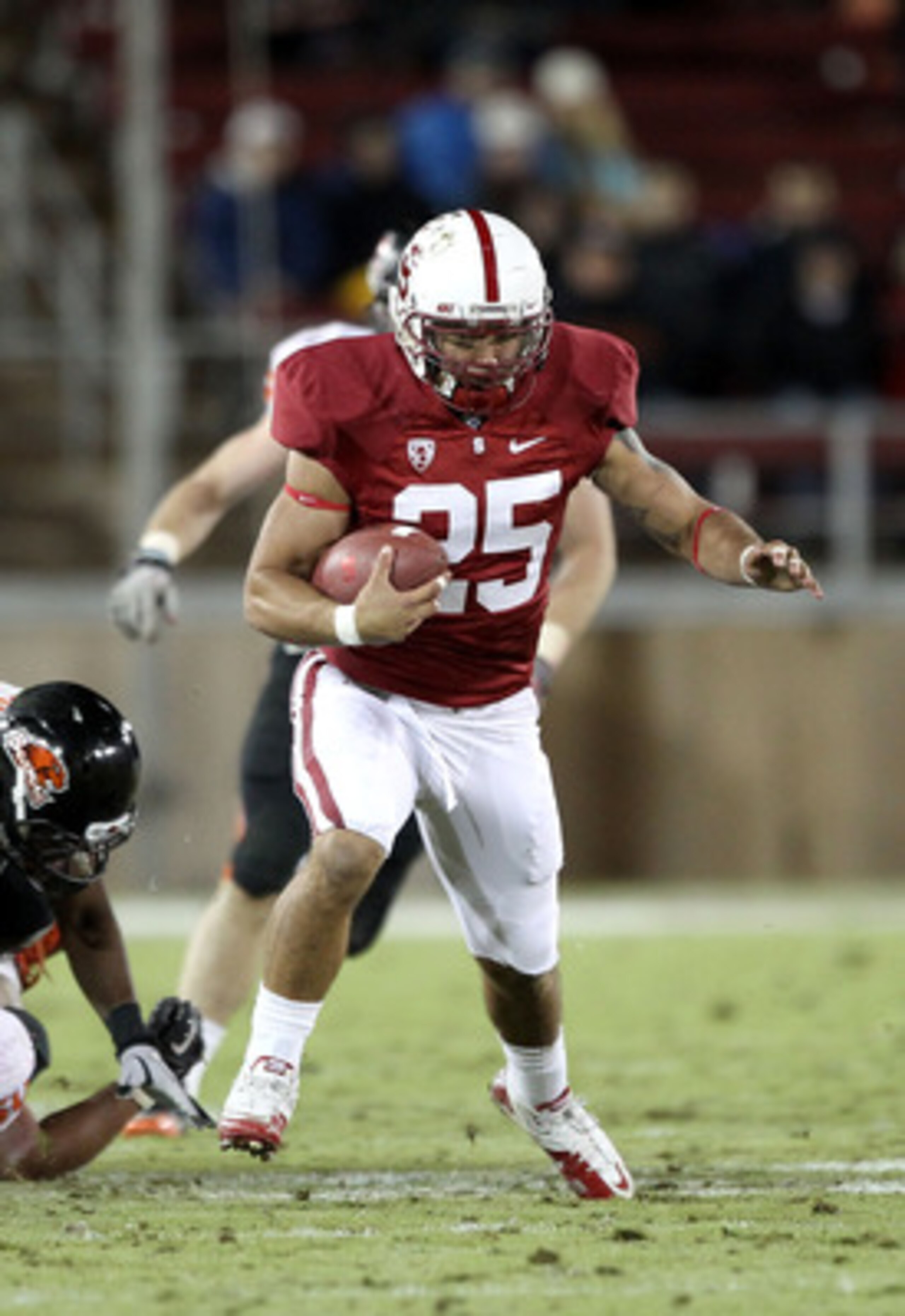 PALO ALTO, CA - NOVEMBER 27: Tyler Gaffney #25 of the Stanford Cardinal in action against the Oregon State Beavers at Stanford Stadium on November 27, 2010 in Palo Alto, California. (Photo by Ezra Shaw/Getty Images) PALO ALTO, CA - NOVEMBER 27: Tyler Gaffney #25 of the Stanford Cardinal in action against the Oregon State Beavers at Stanford Stadium on November 27, 2010 in Palo Alto, California. (Photo by Ezra Shaw/Getty Images)